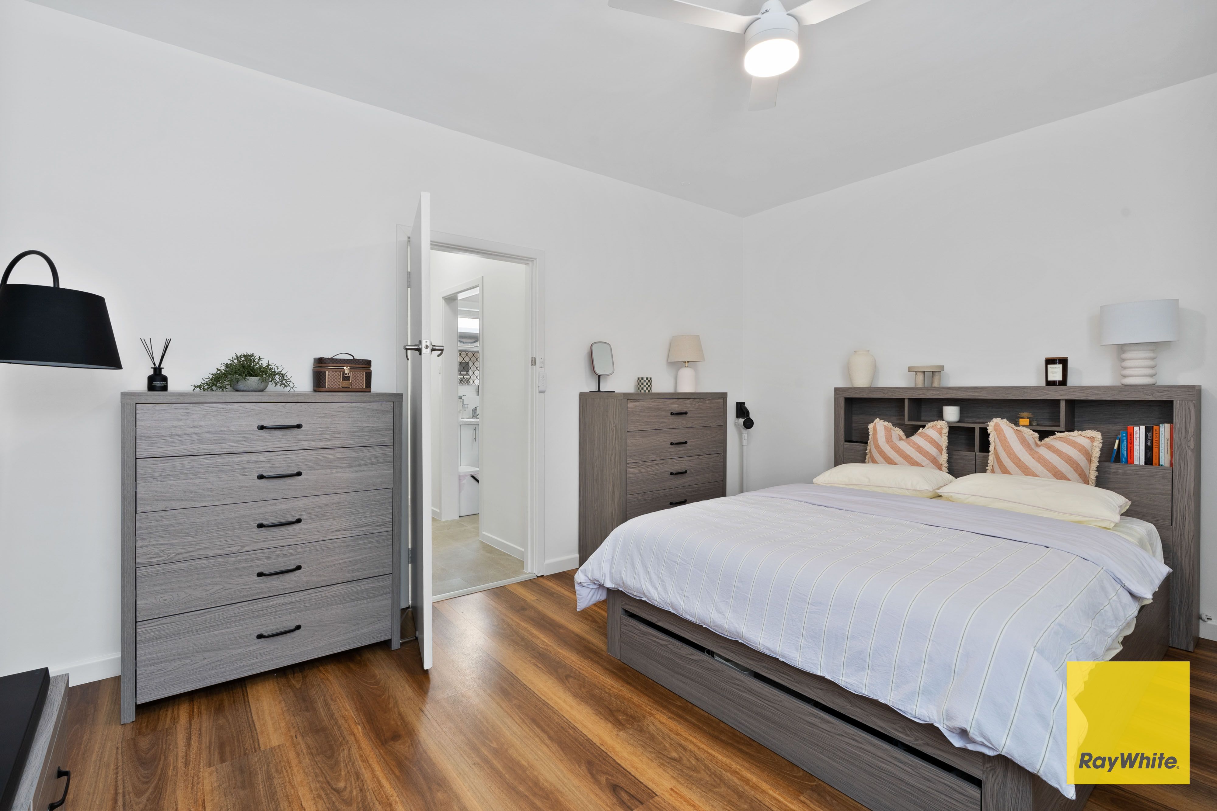 18/122 Terrace Road — photo 3 of 20