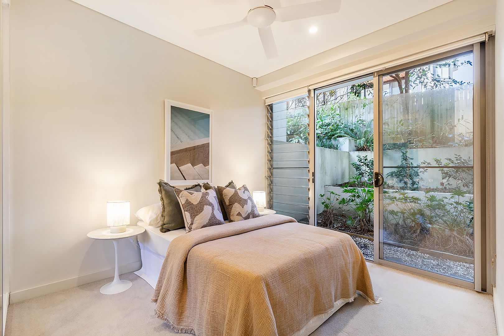 G03/33 Waverley Street — photo 11 of 15
