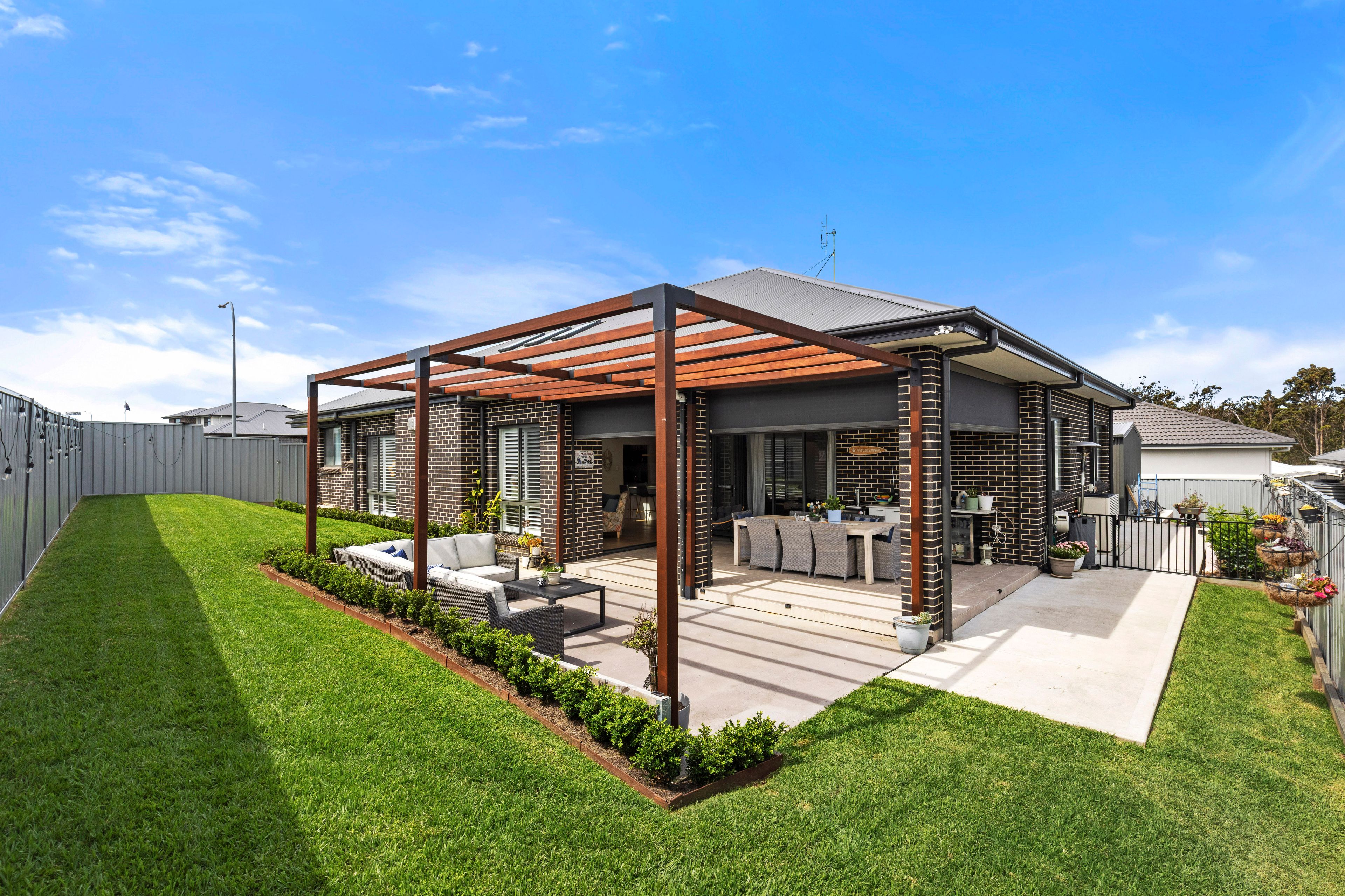 29 Alata Crescent — photo 17 of 18