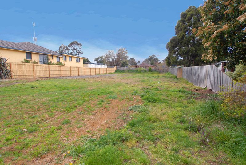 19 Dobson Street, Ferntree Gully, VIC 3156