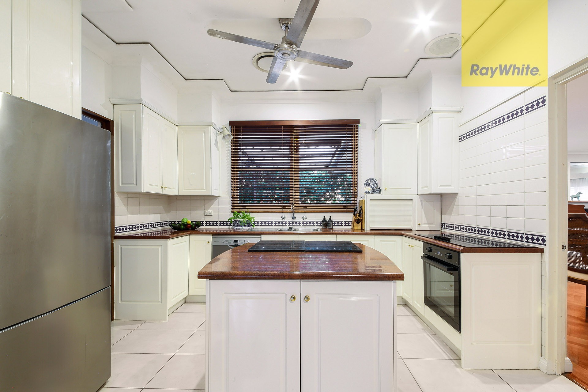 4 Oatlands Crescent, Oatlands, NSW 2117