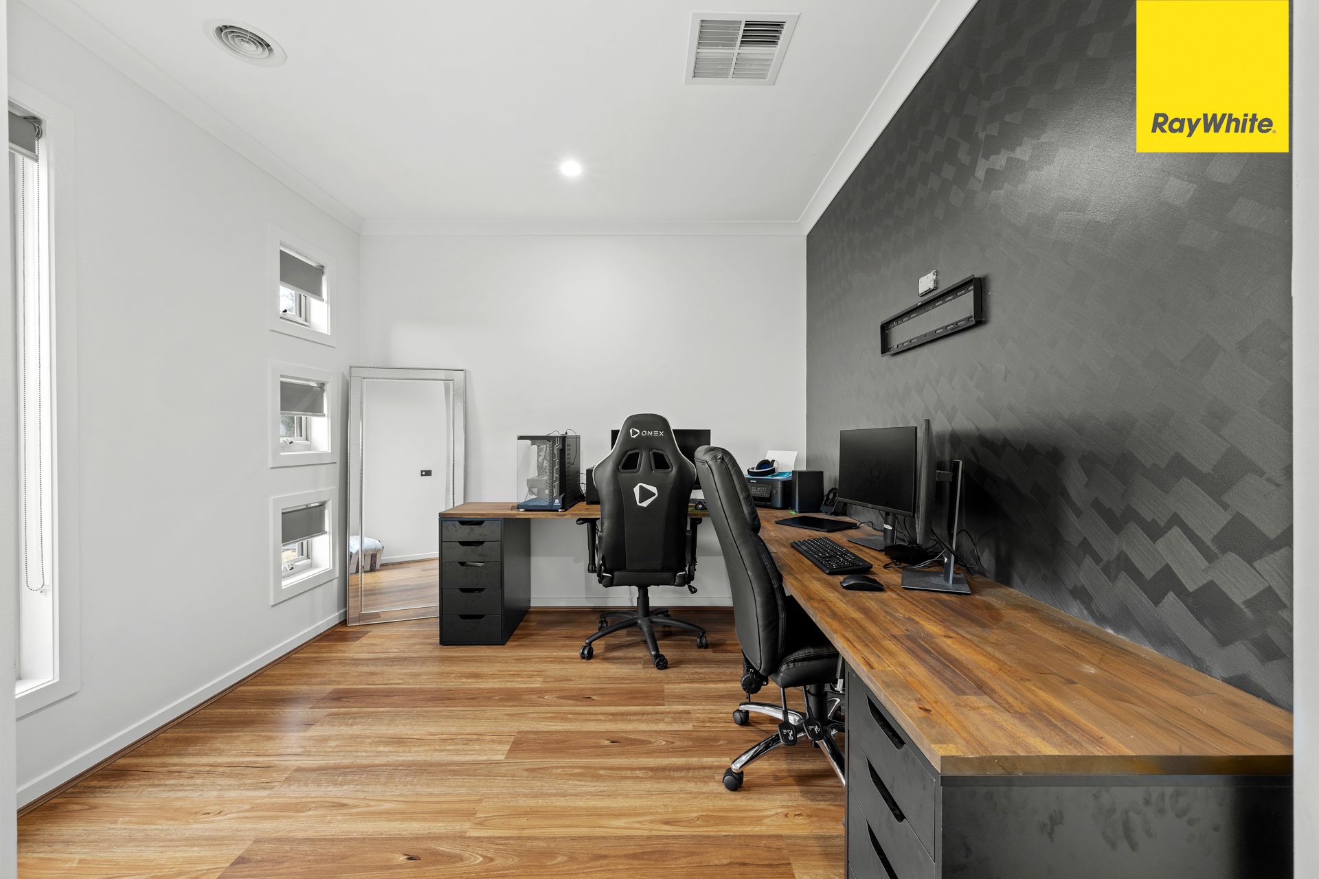 11 Amelia Place — photo 3 of 21