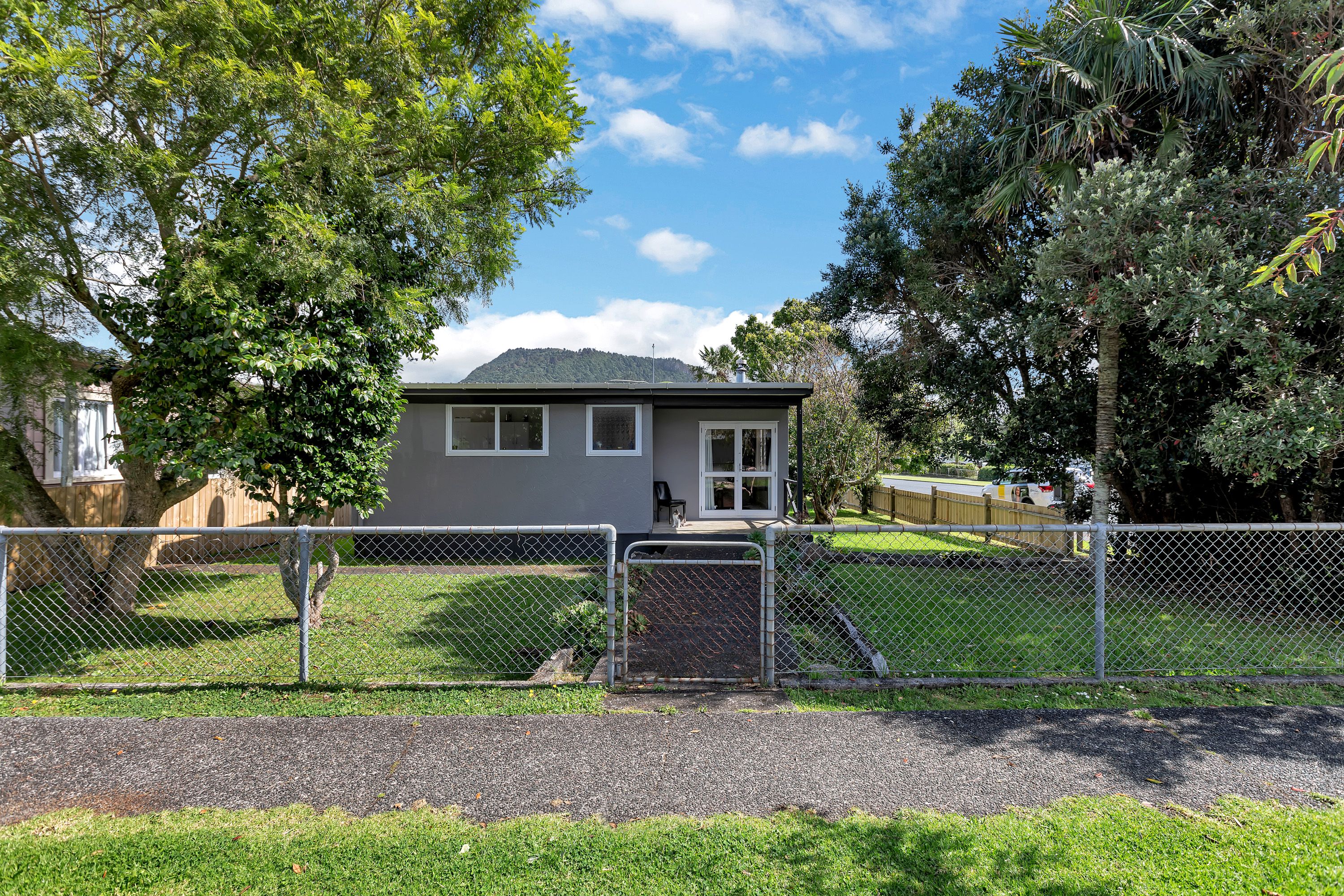 1 Park Street, Hikurangi, Whangarei District 0114 Sold House Ray