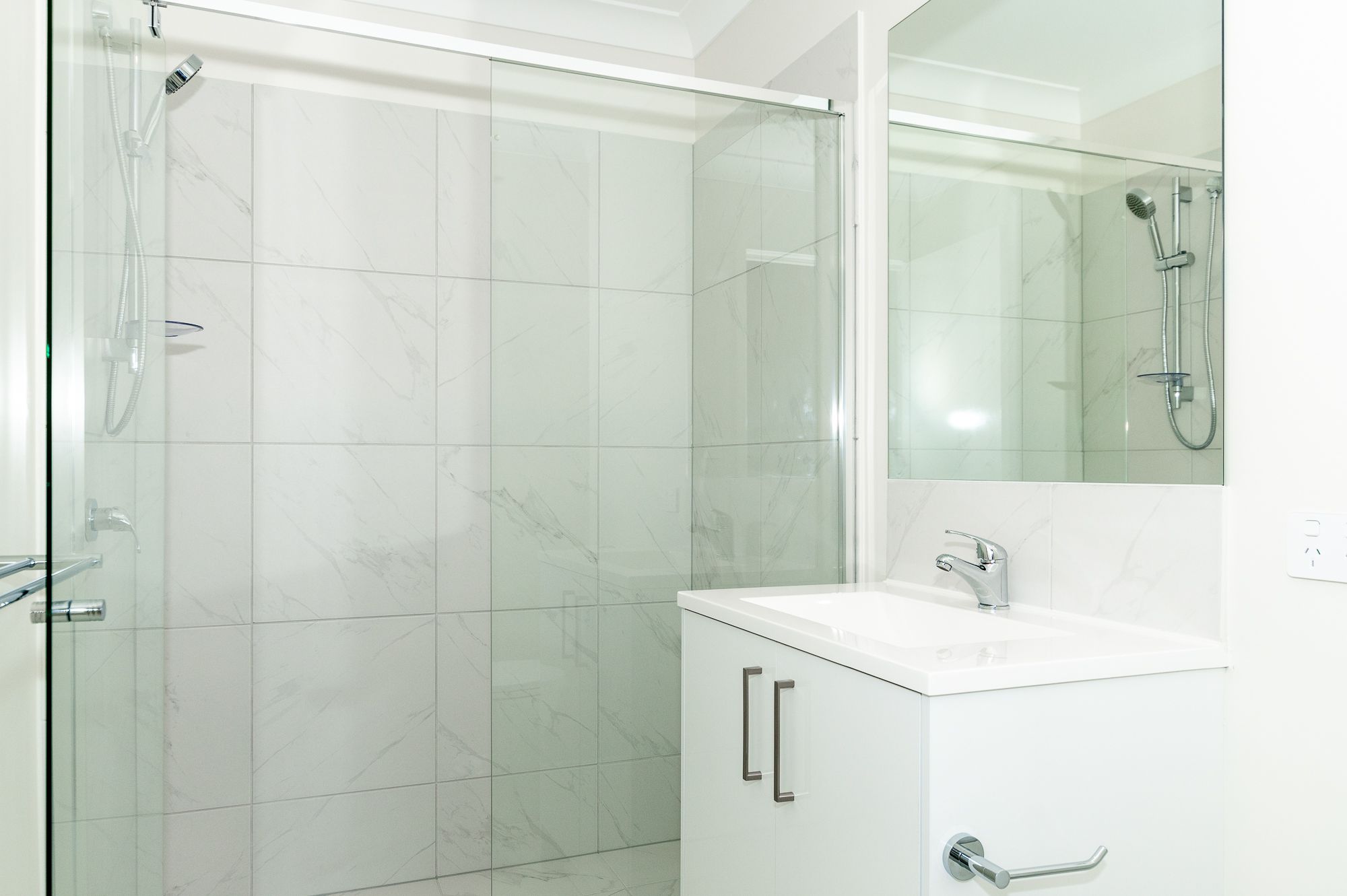 12 Dora Street — photo 12 of 17