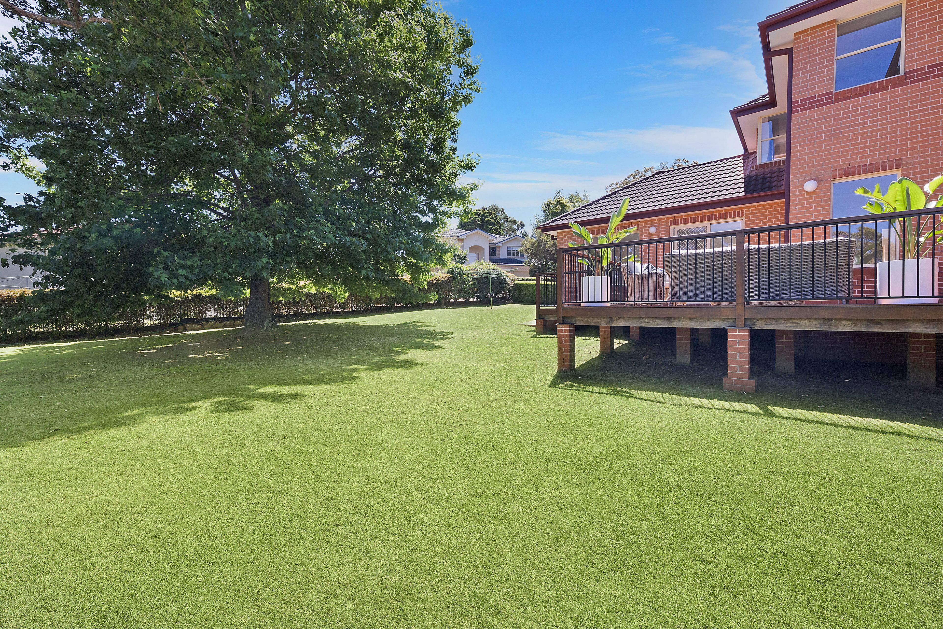 11 Salerno Place, St Ives, NSW 2075