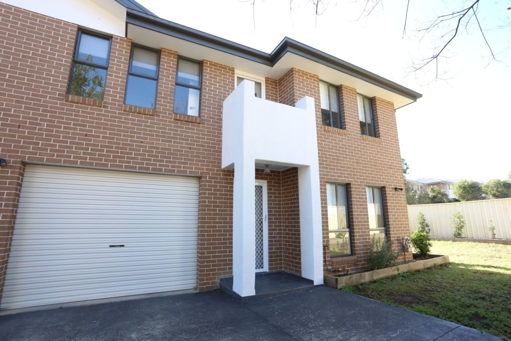 5/40 First Street — photo from Ray White Glenmore Park