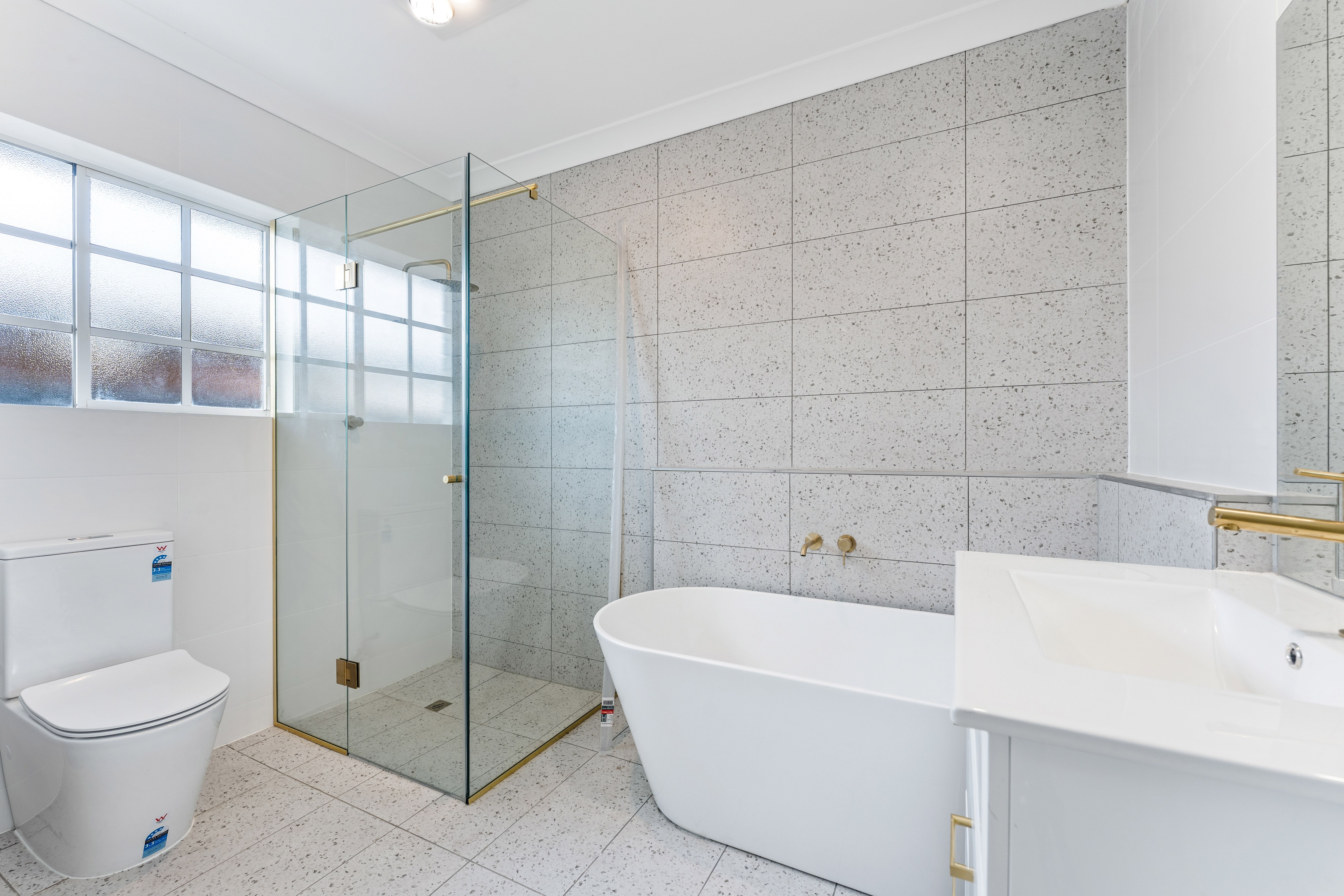 331 Tapleys Hill Road — photo 9 of 12