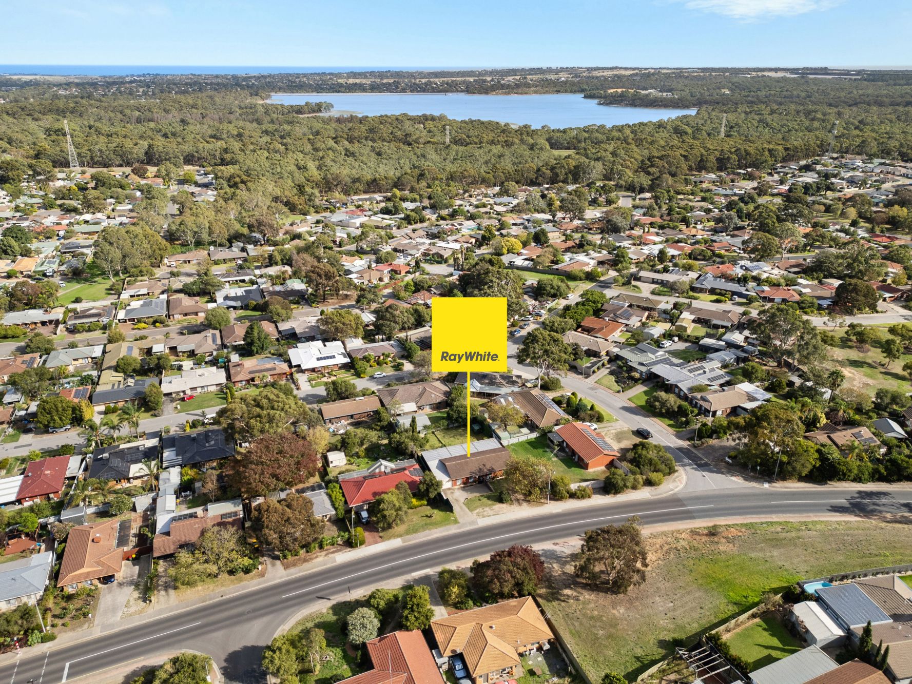 176 Hub Drive, Aberfoyle Park, SA 5159