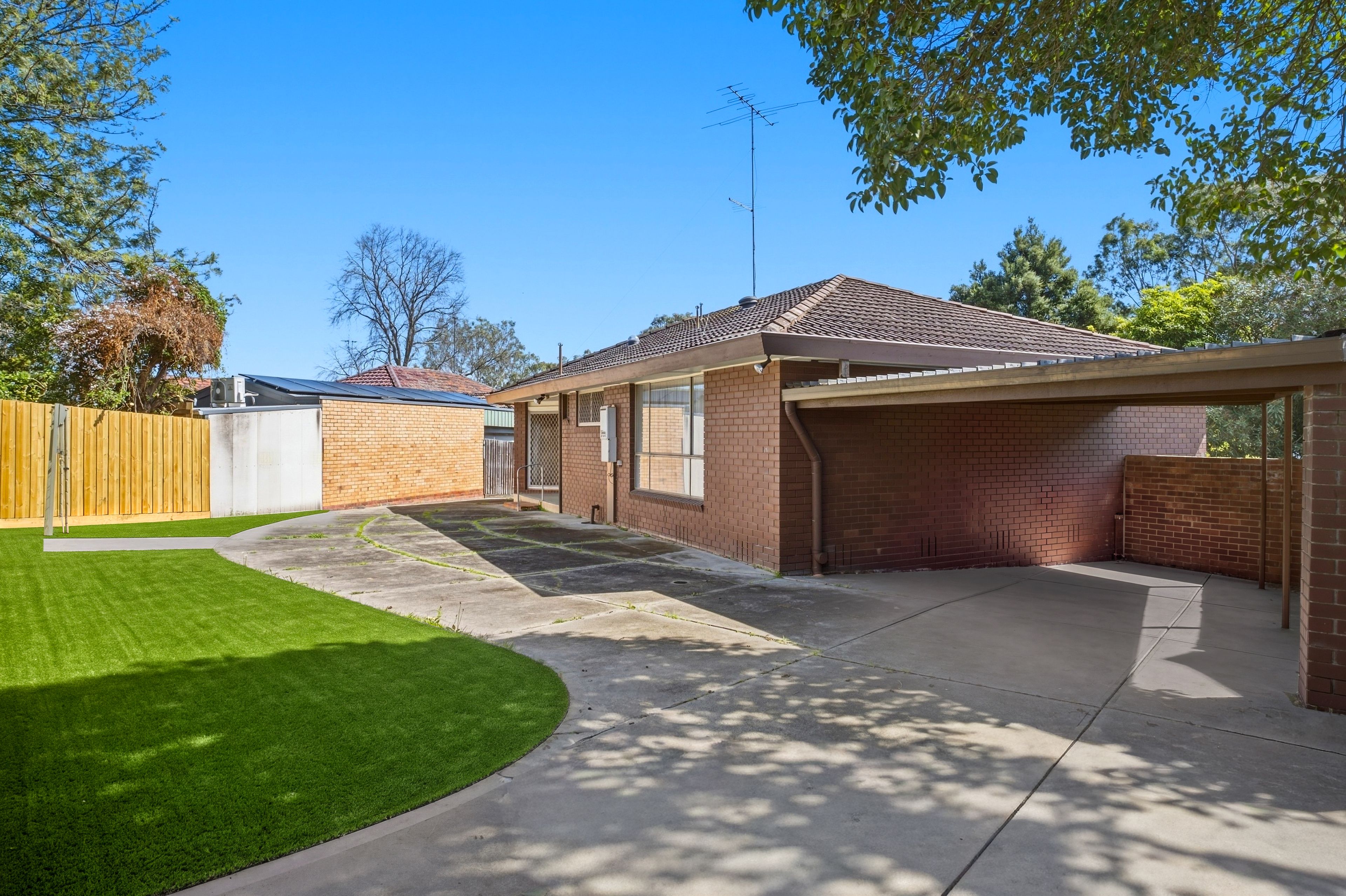 30 Orion Street — photo 9 of 11