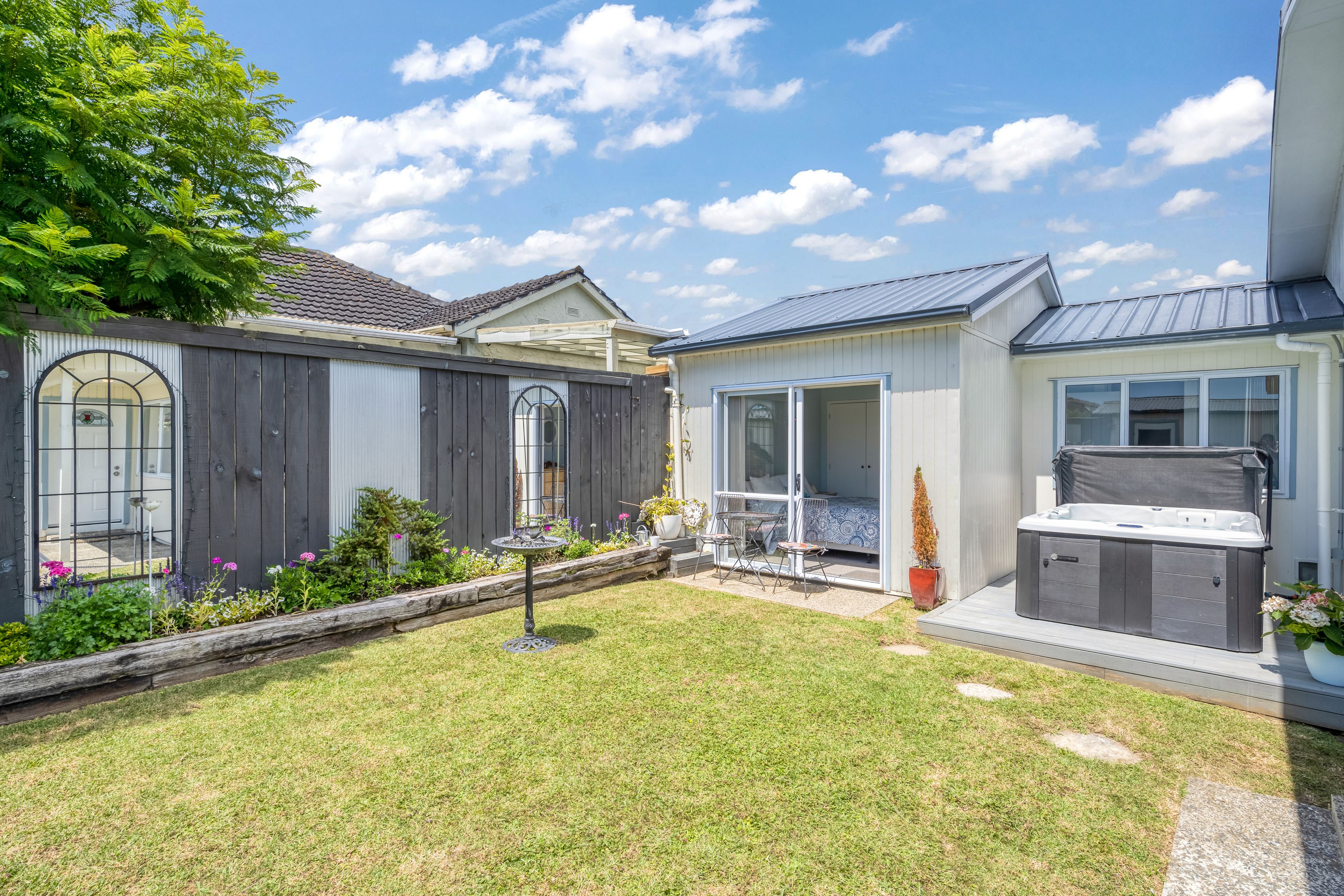 137A Pigeon Mountain Road, Half Moon Bay, Manukau City