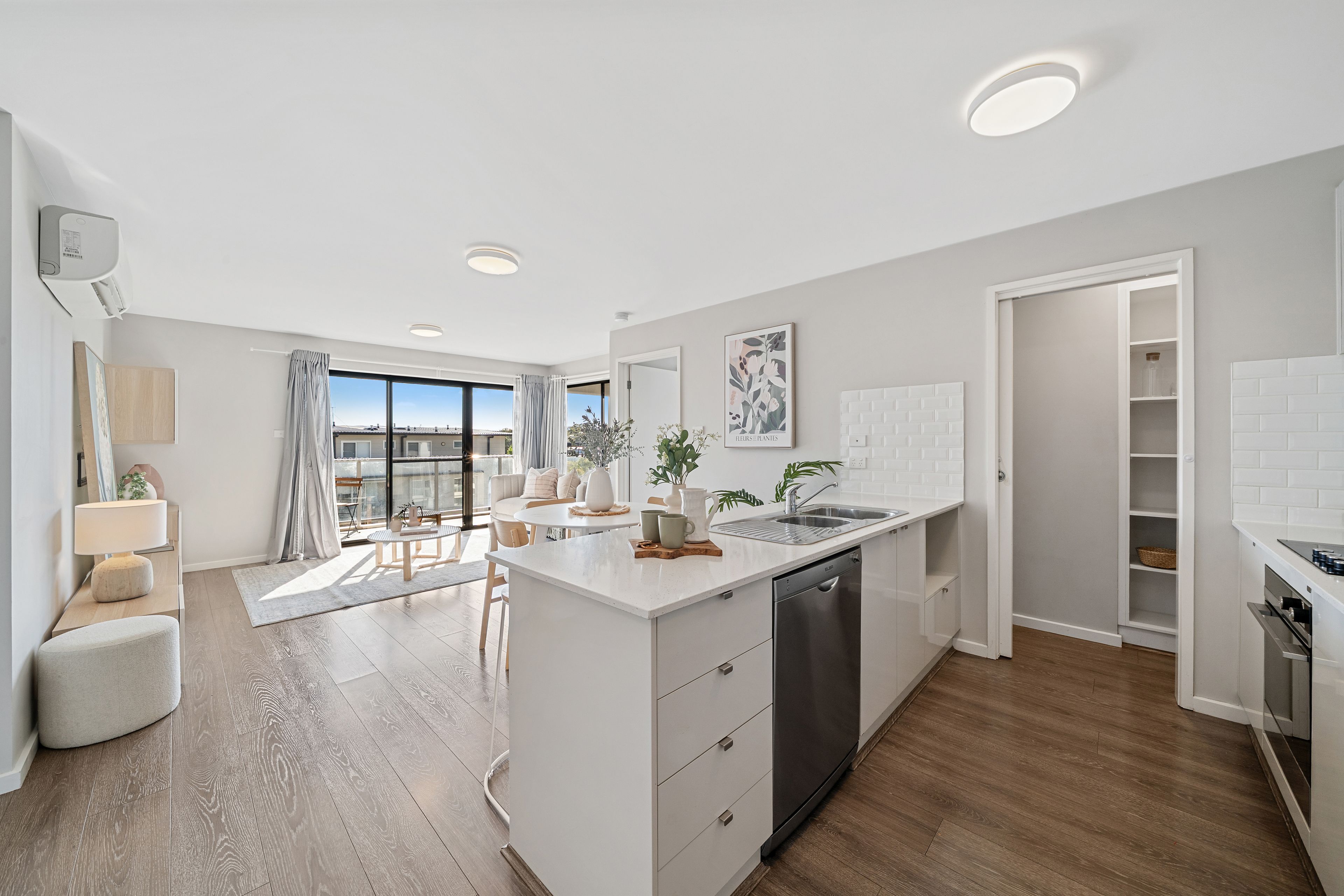 184/8 Limburg Way, Greenway, ACT 2900