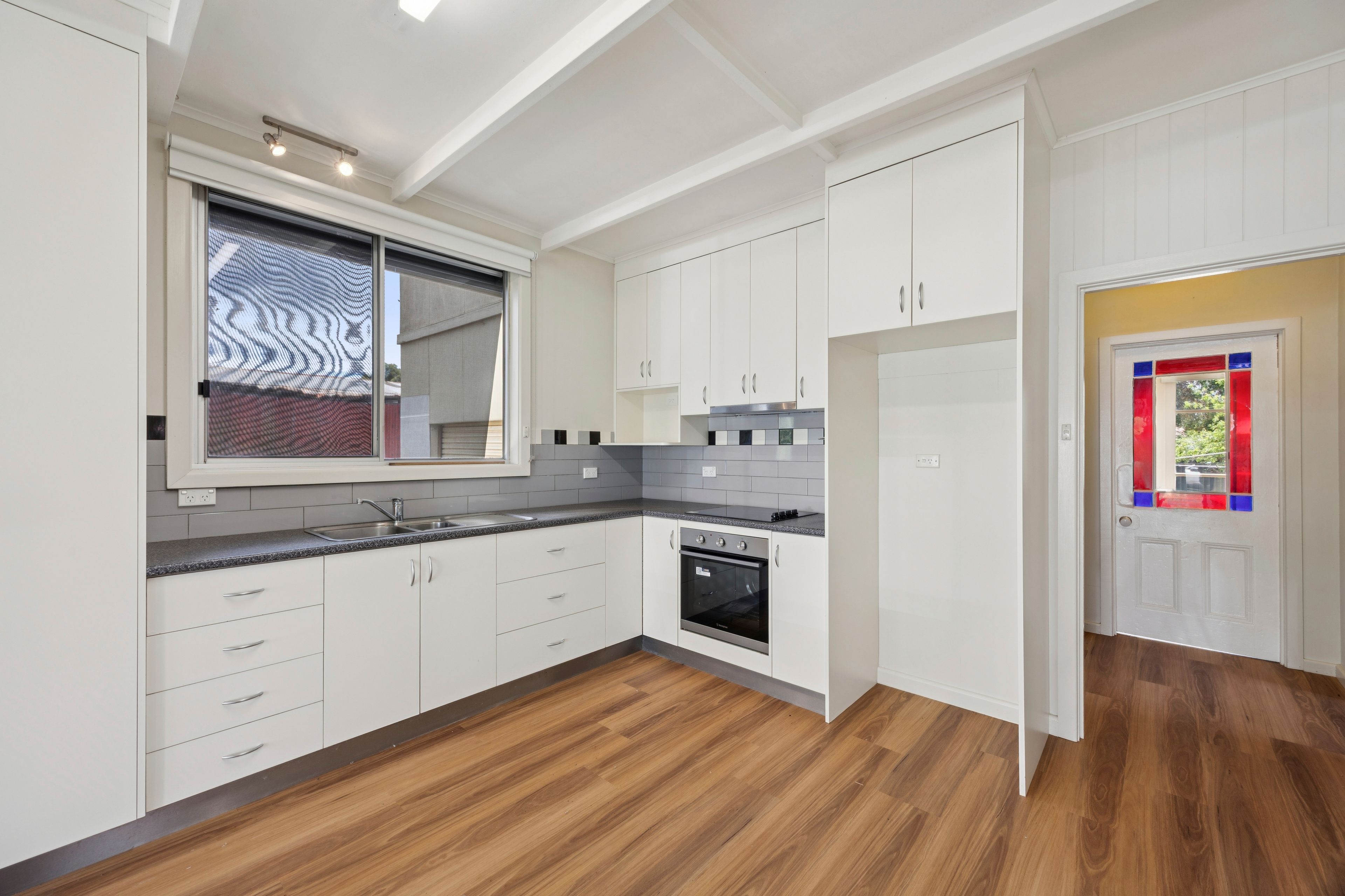 24 Ower Street — photo 4 of 13