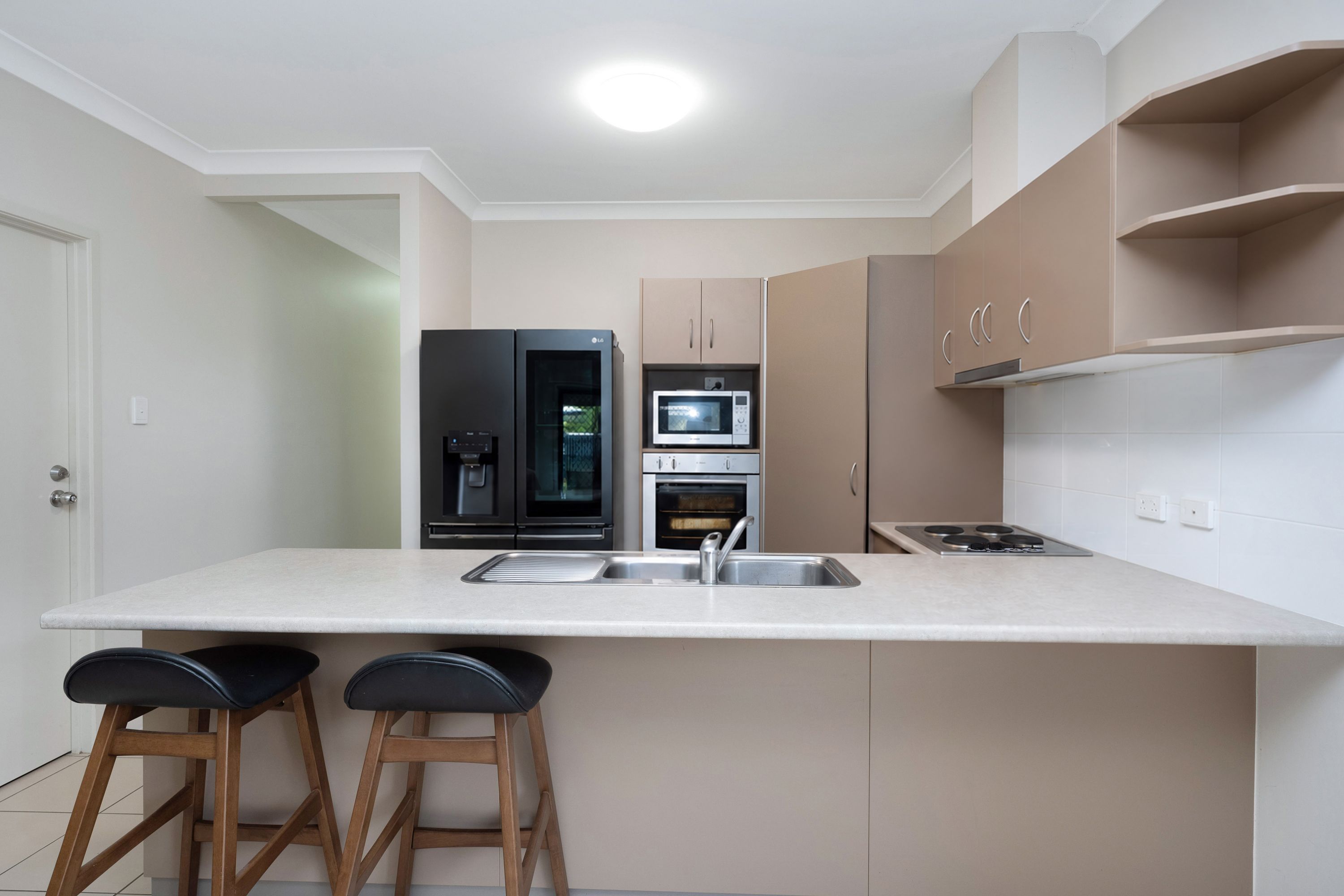 21 Rowley Place — photo 6 of 14