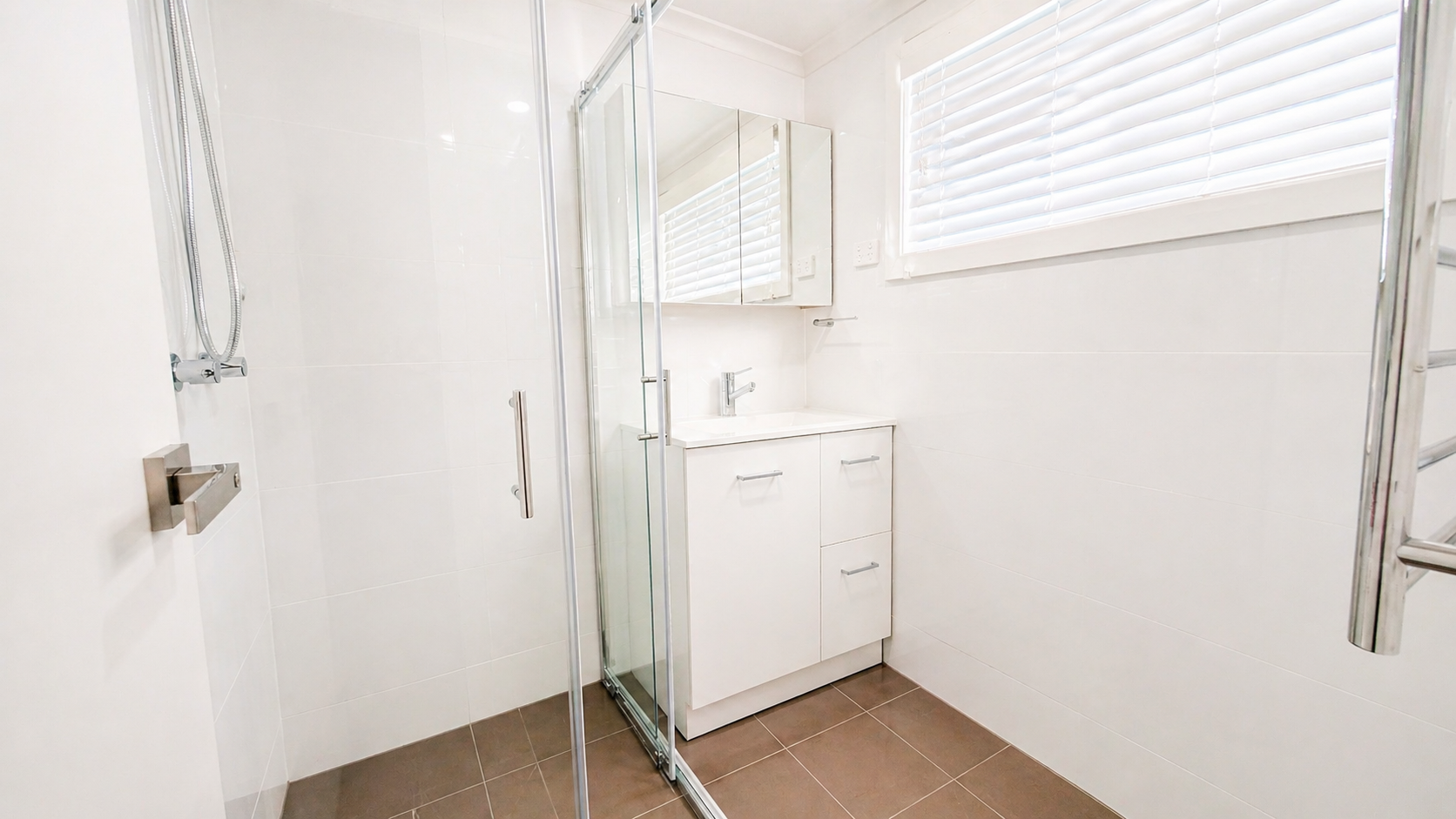 10 Dudley Street — photo 8 of 9