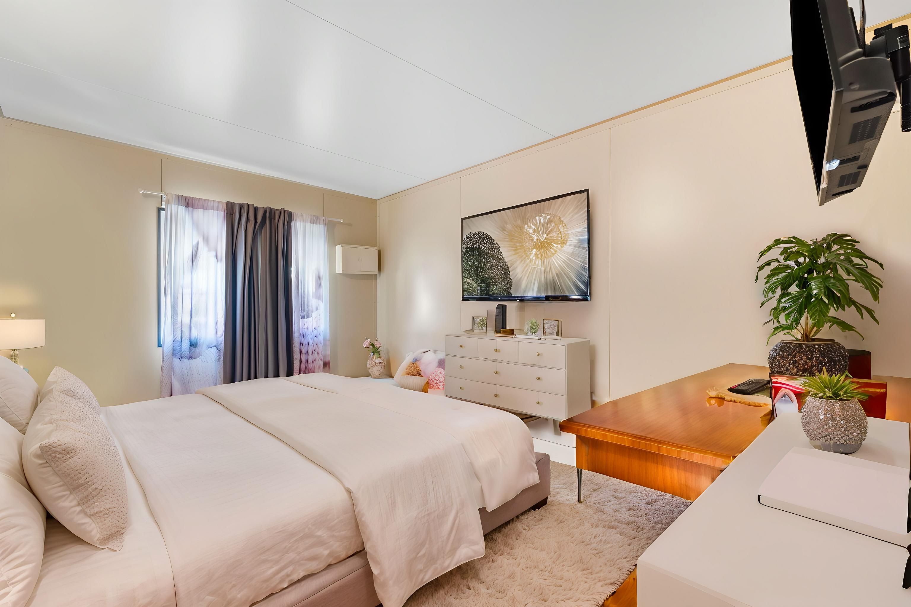35/13 Talinga Drive — photo 4 of 9