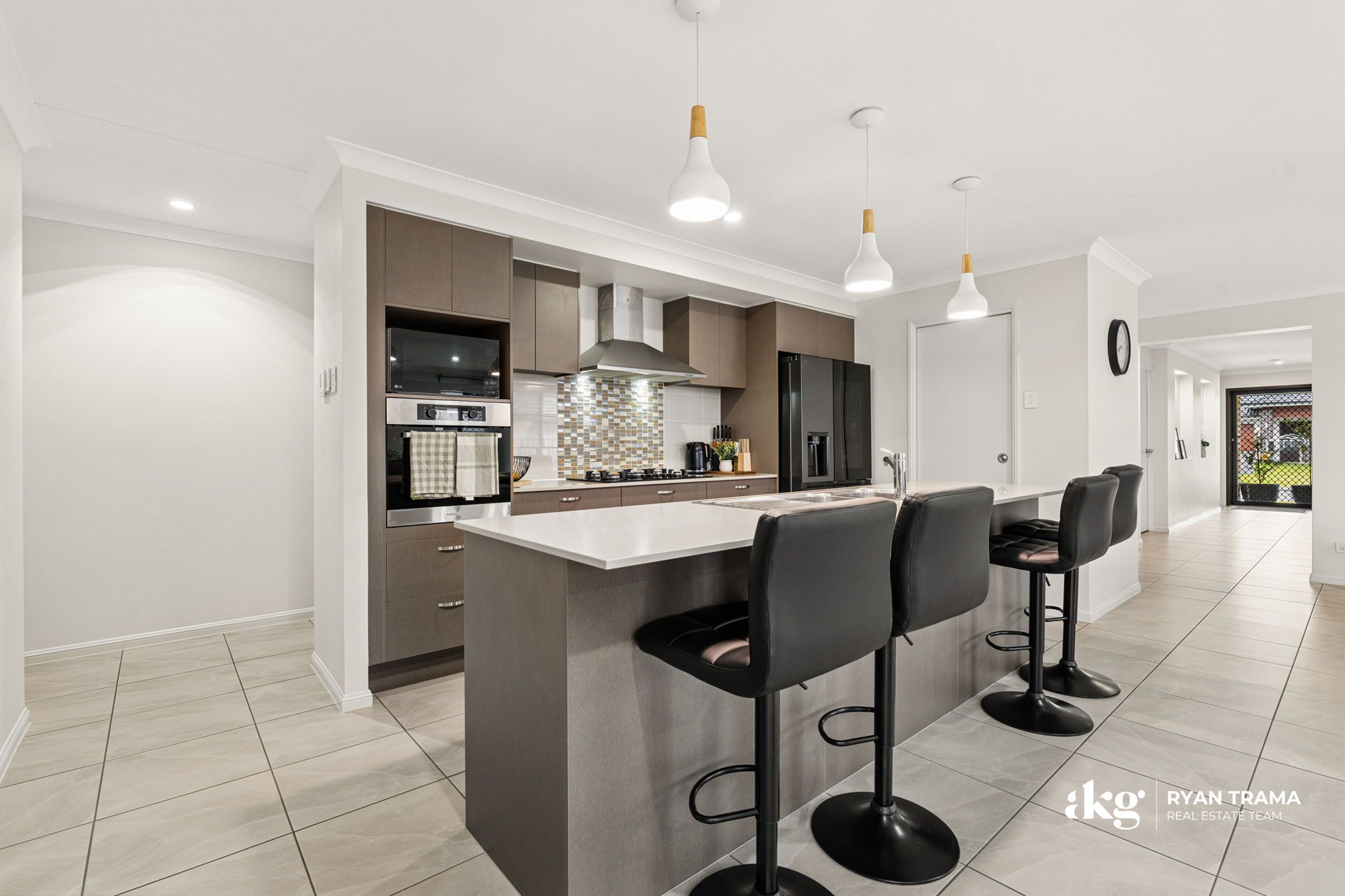 24 Skelbrook Road — photo 6 of 29