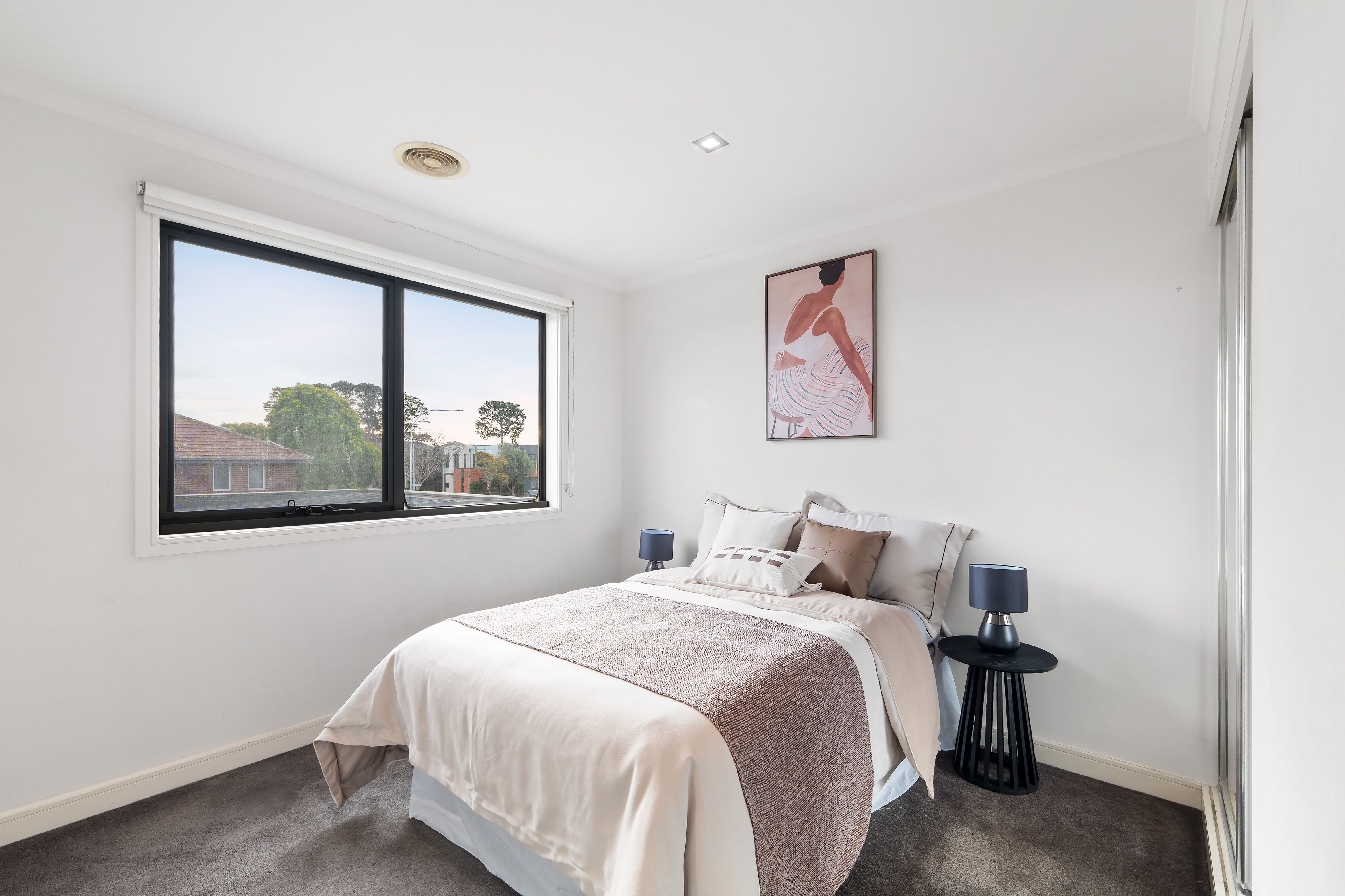 2 Selhurst Park Road — photo 6 of 10