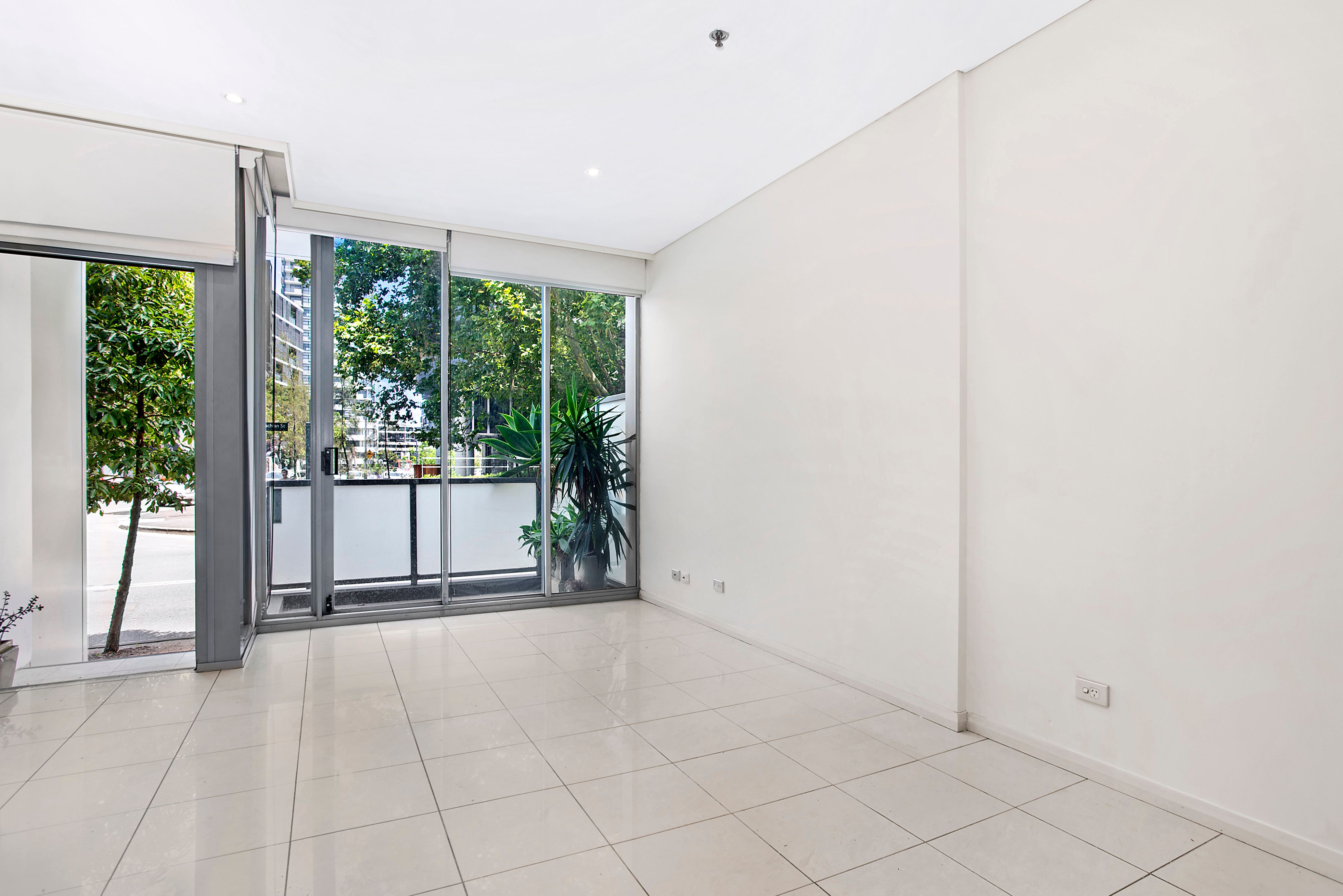 122/2 Lachlan Street, Waterloo, NSW 2017