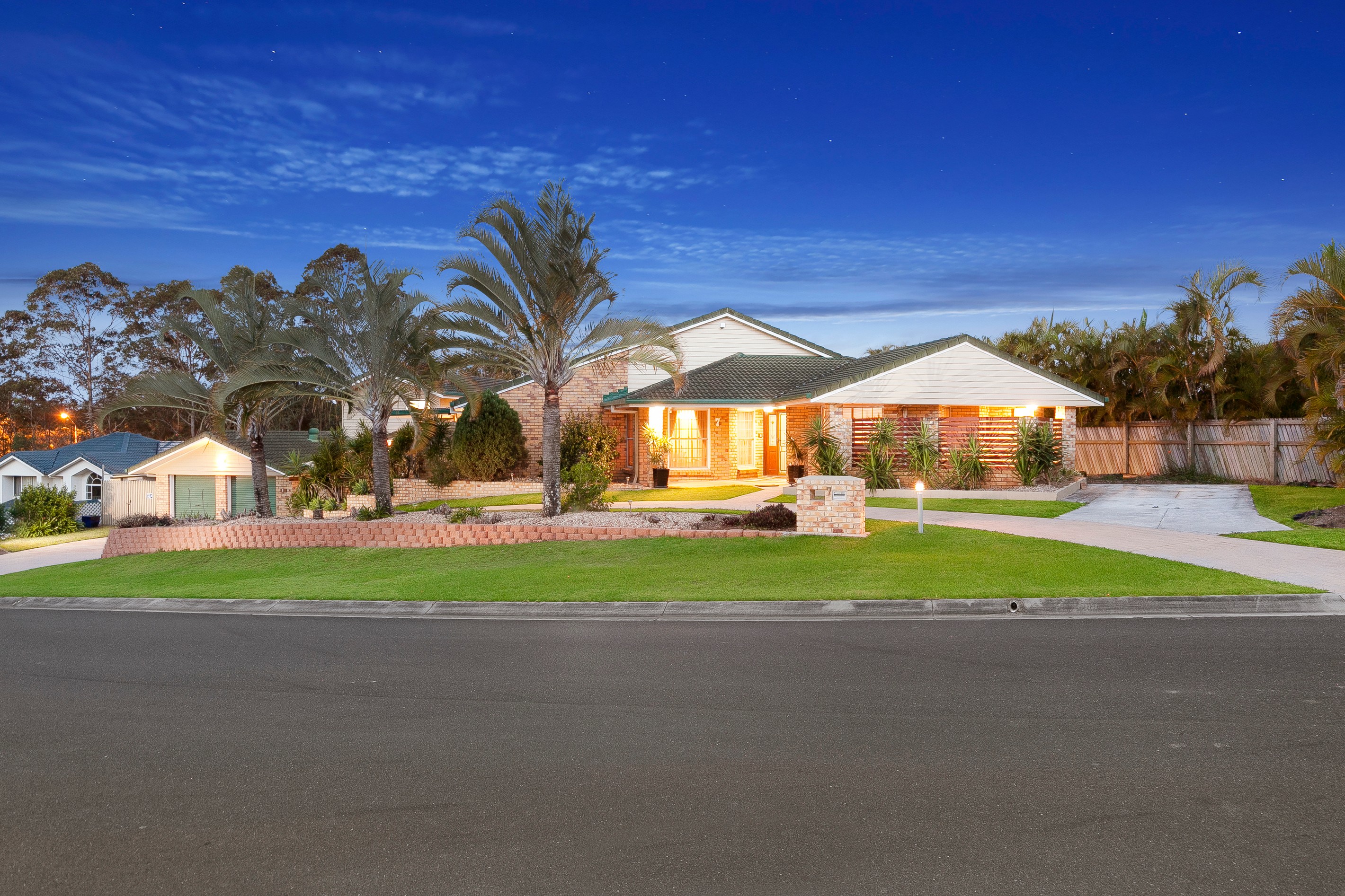 7 Galaxy Street, Bridgeman Downs, QLD 4035