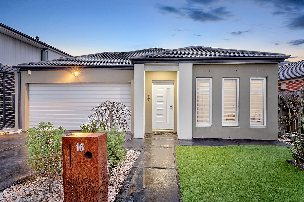 16 Willsmere Way — photo from Ray White Craigieburn