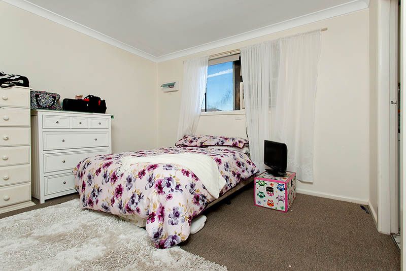 4/4 Saint Lukes Avenue, Brownsville, NSW 2530