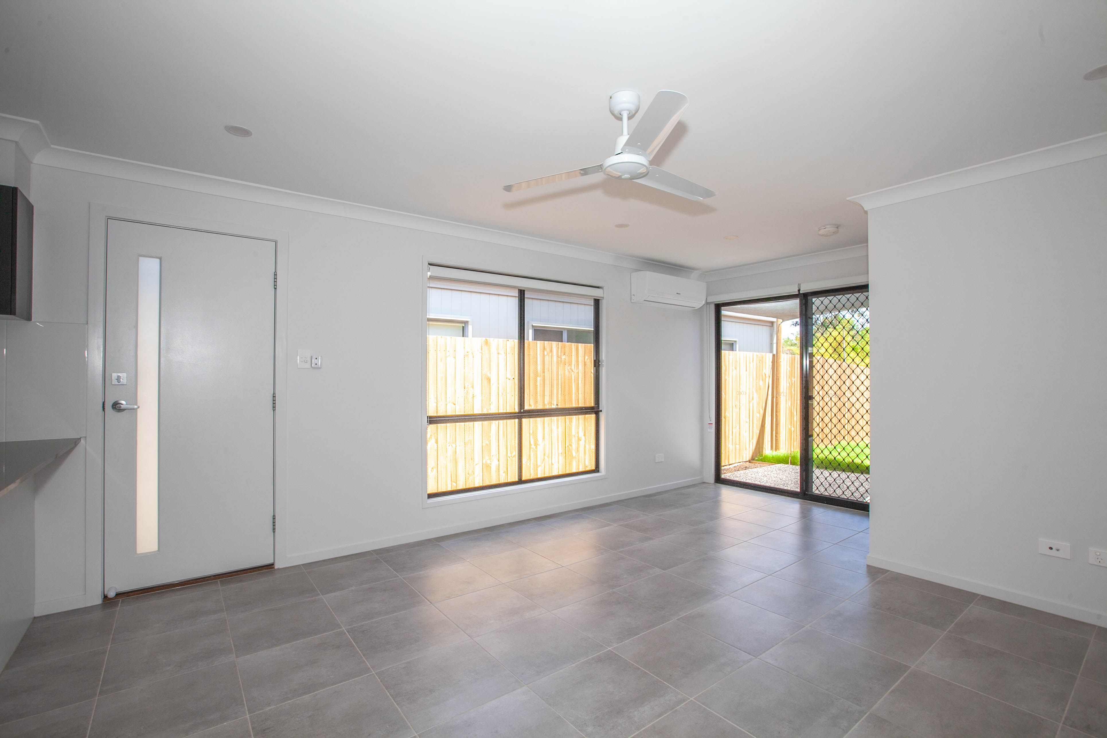 2-6/3618-3624 Mount Lindesay Highway, Park Ridge, QLD 4125