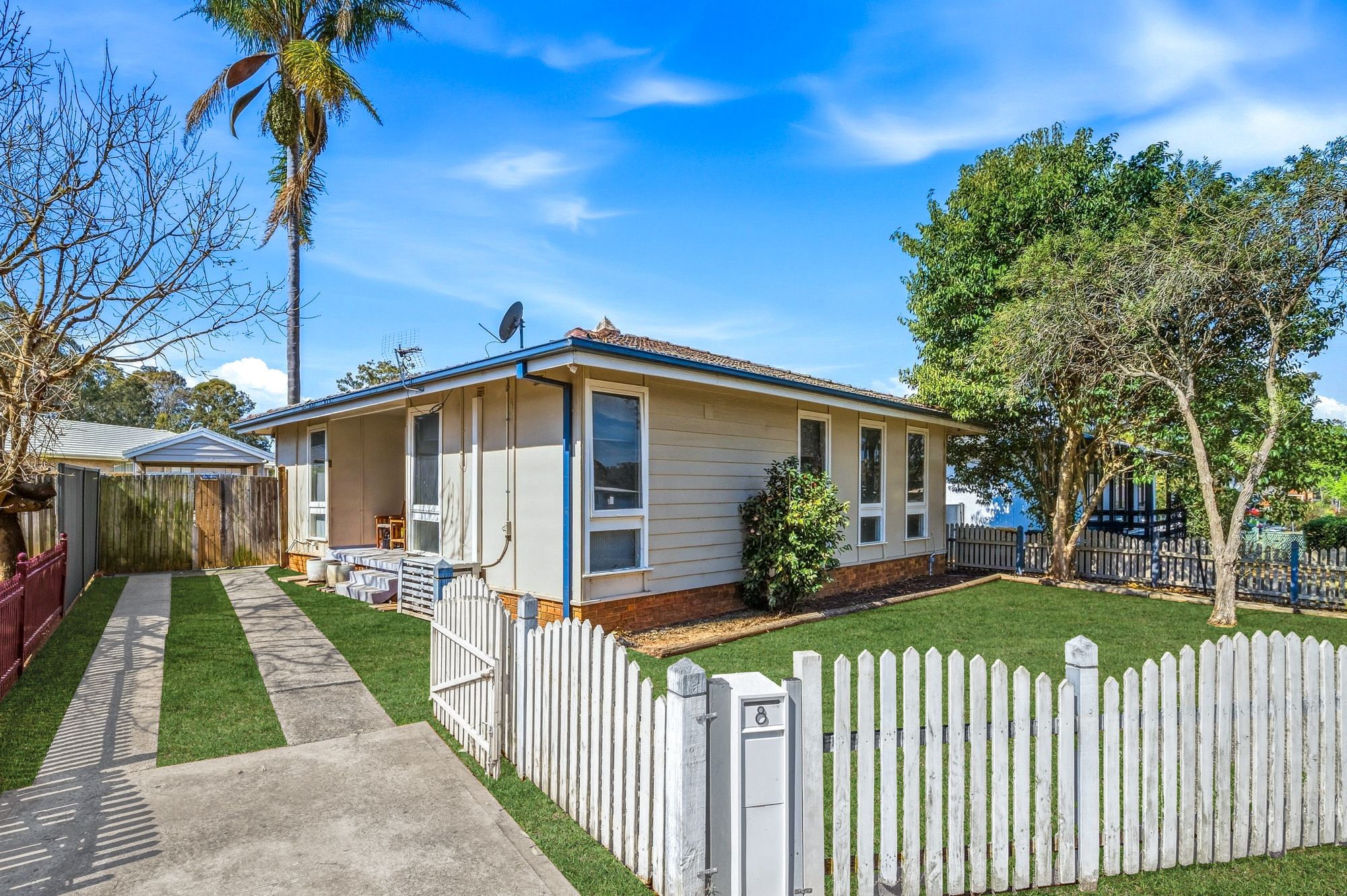 8 Elizabeth Way — photo from Ray White Macarthur Group