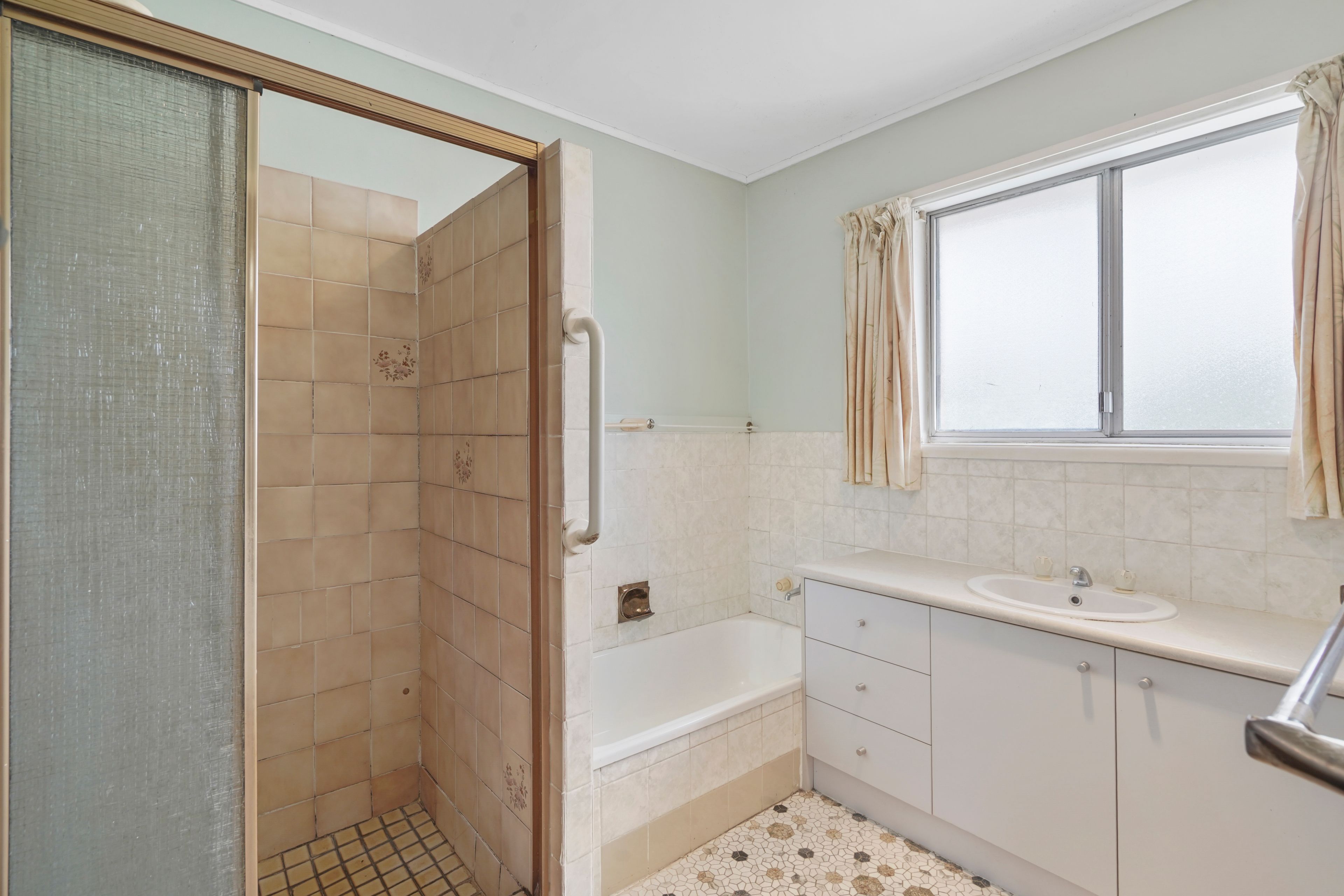 18 Cabarita Street — photo 12 of 24