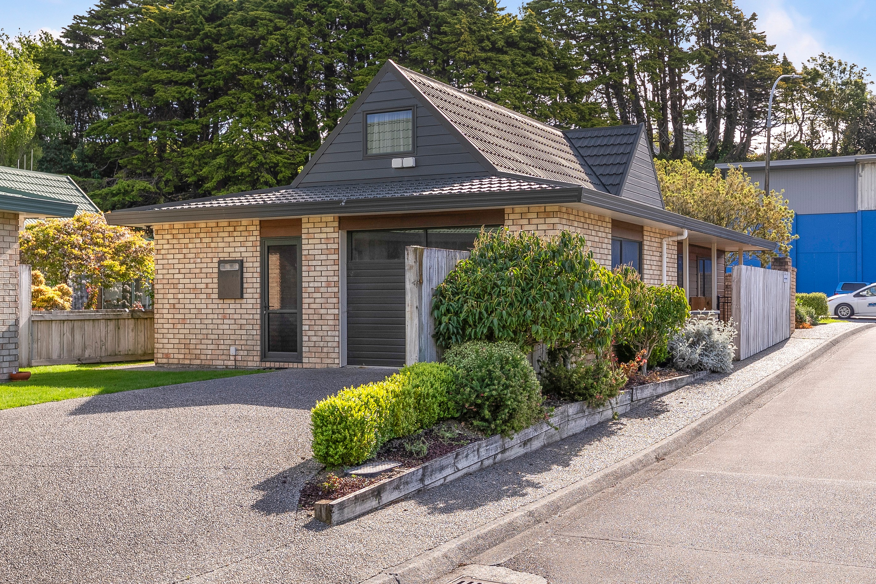 75/42e Main Road, Tawa, Wellington City