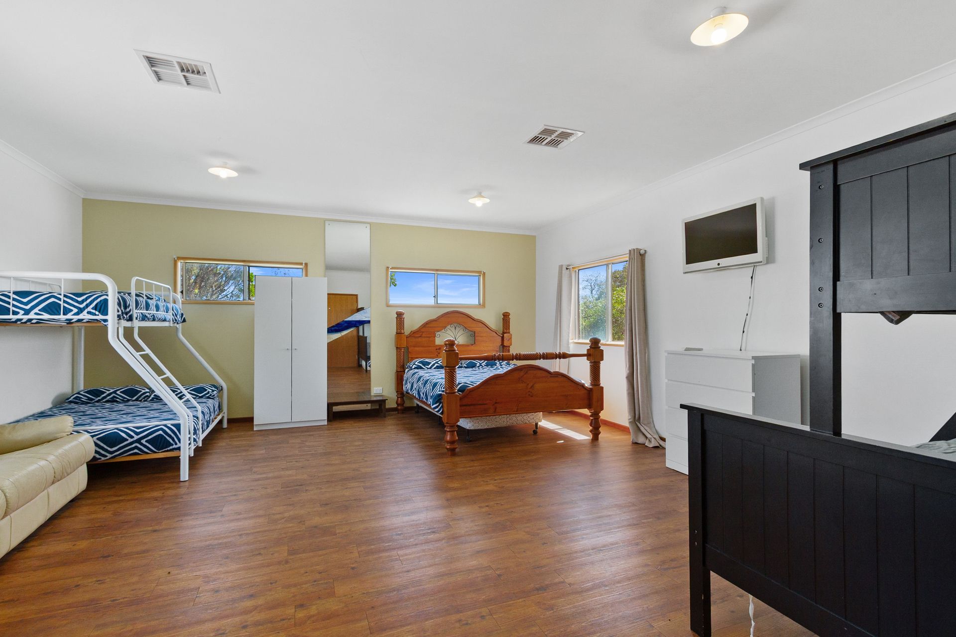 17 Gannet Crescent — photo 14 of 29