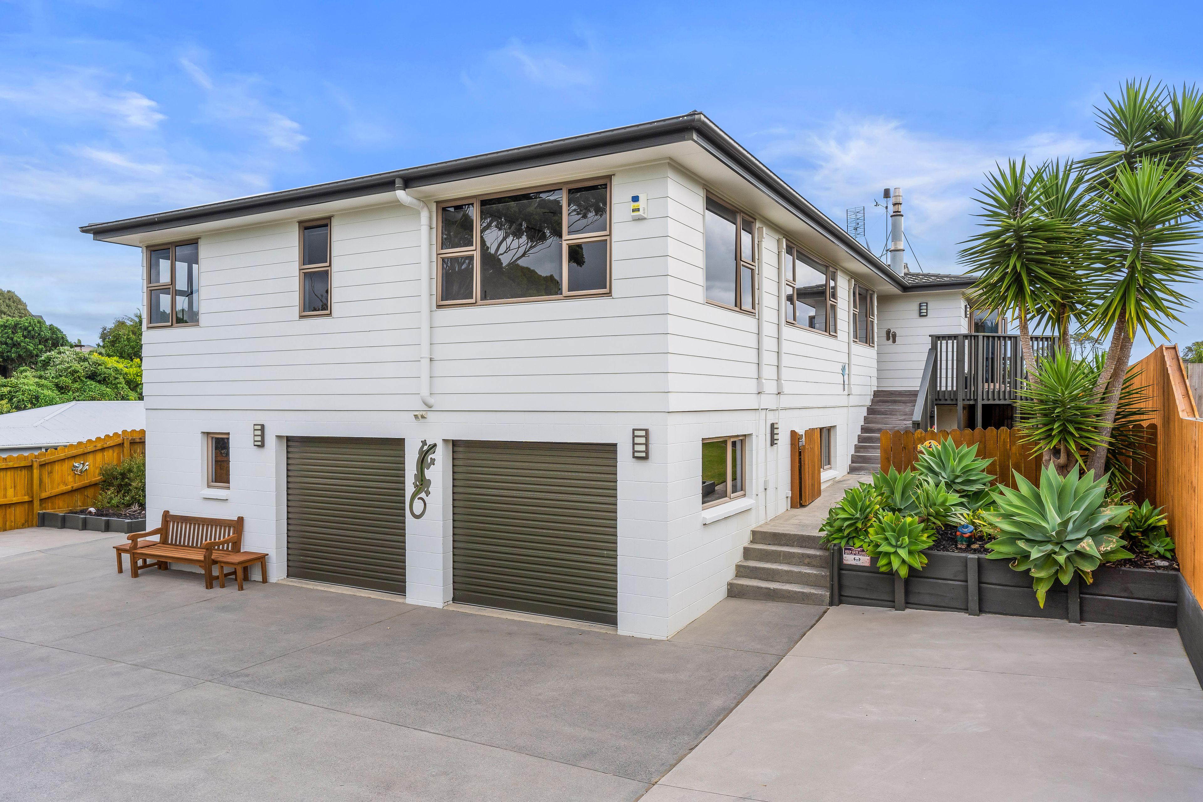 25 Cherrie Road, Beachlands, Manukau City