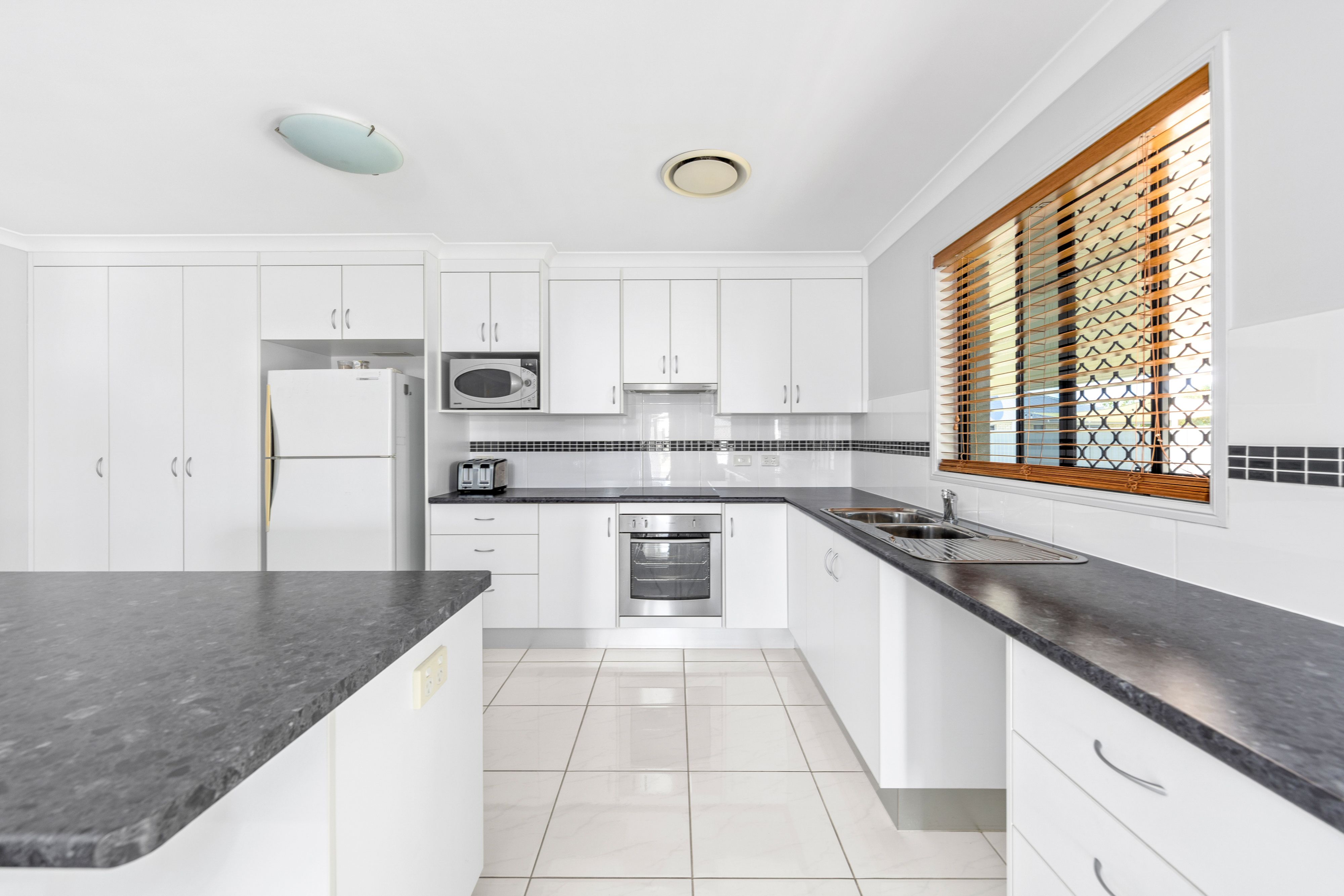 6 Sewell Street, Emerald, QLD 4720
