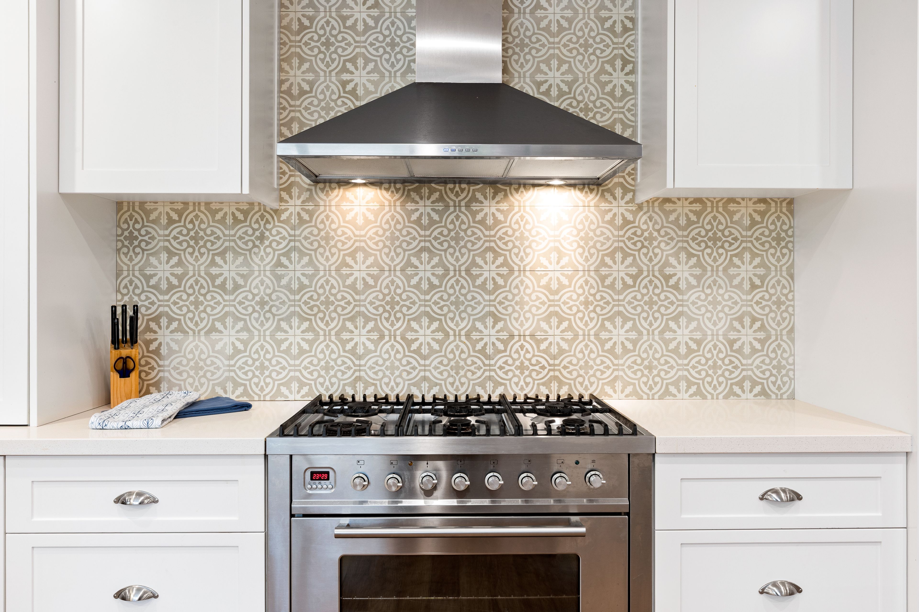 139 Evans Lookout Road — photo 4 of 15