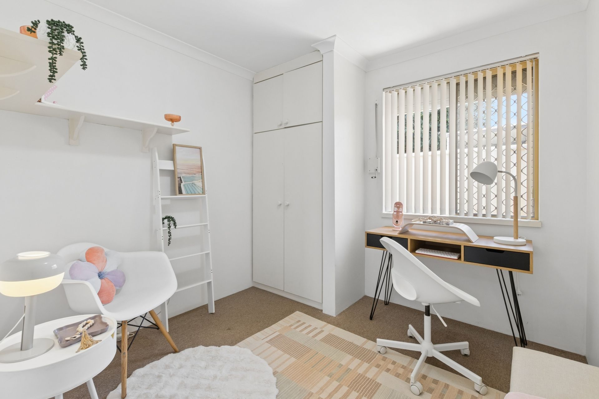241 Belgravia Street — photo 15 of 30