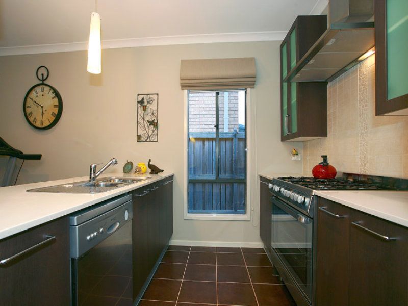 41 Bluemist Circuit, Lyndhurst, VIC 3975