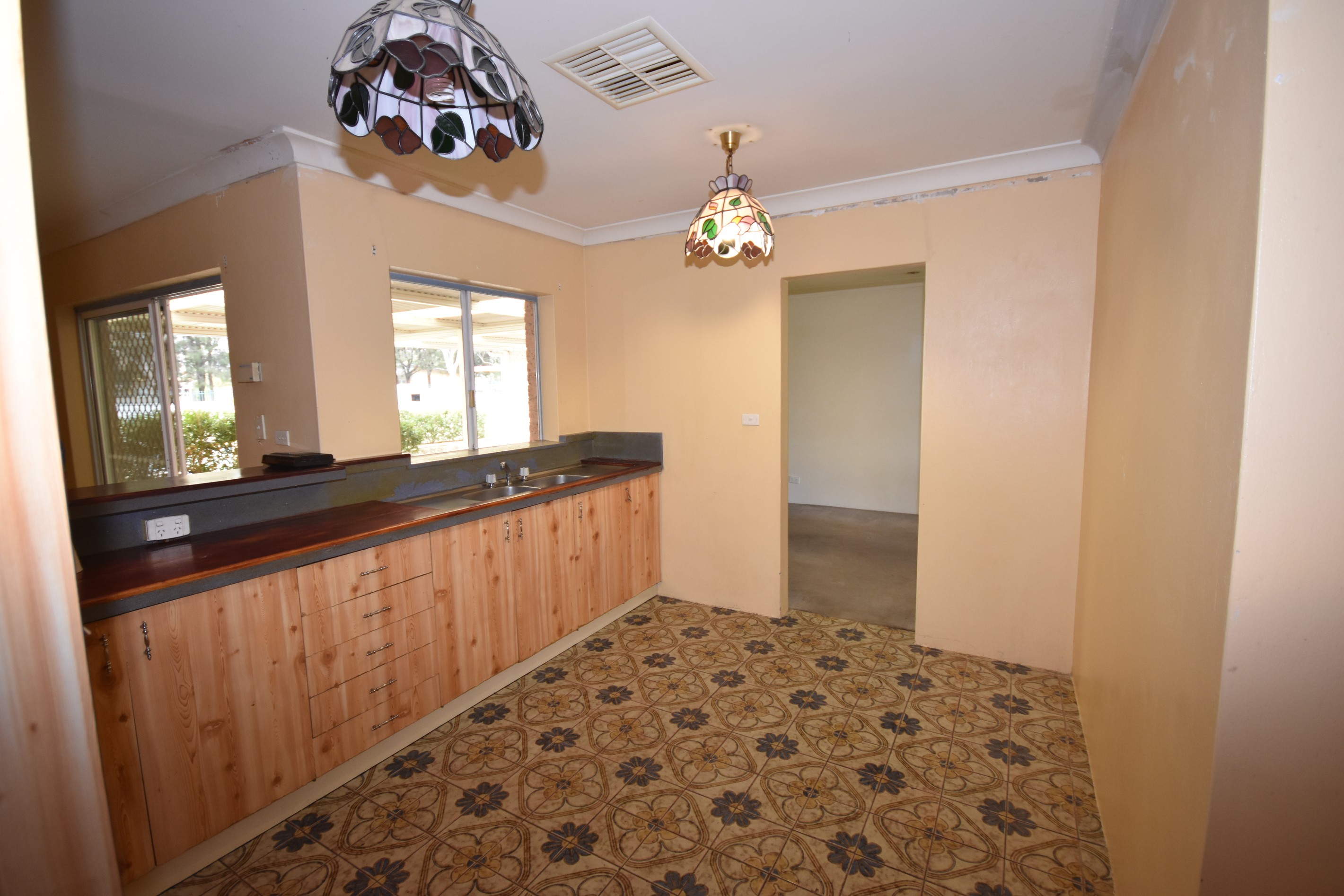 14 Clews Street, Dubbo, NSW 2830