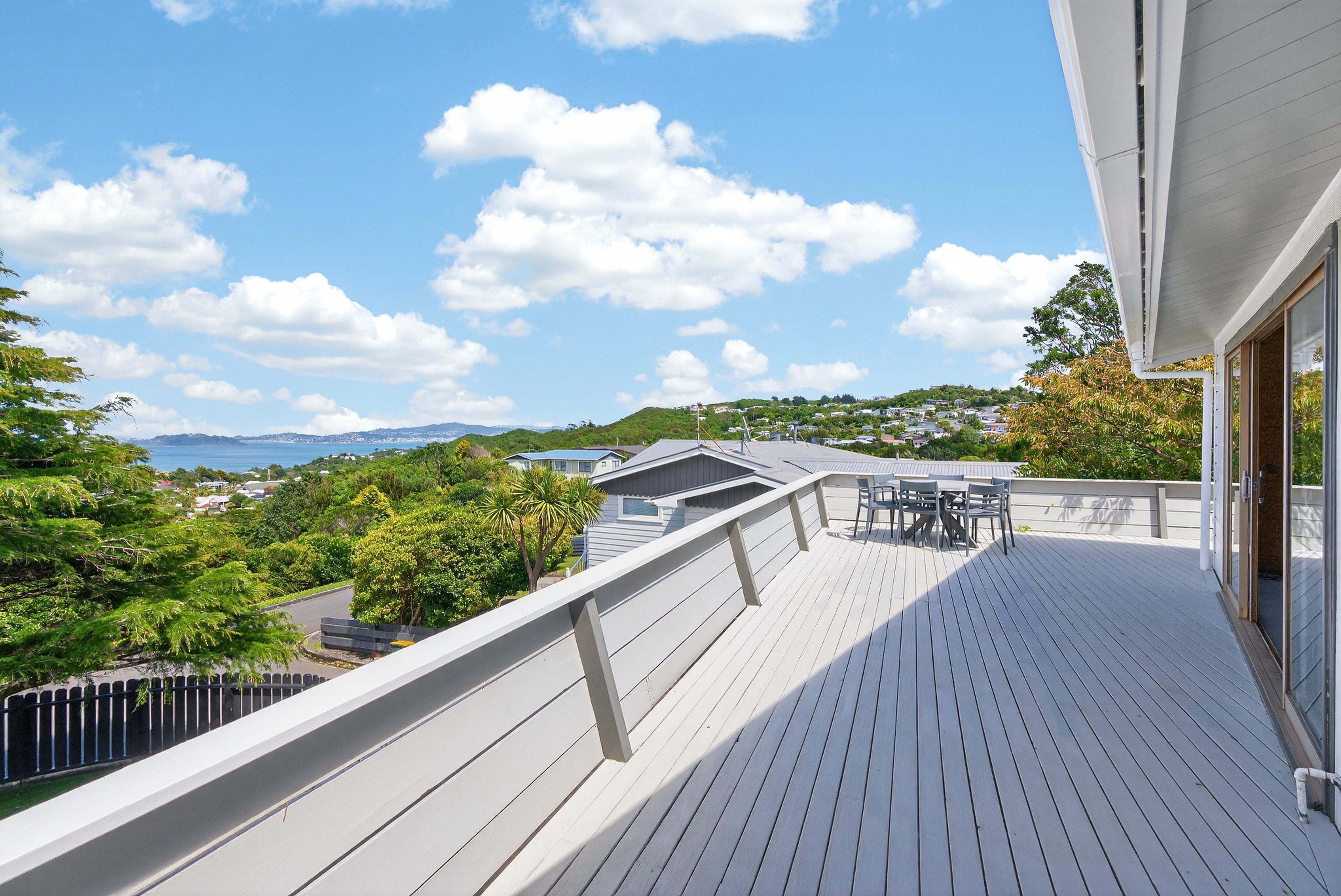 14 Laburnum Grove, Maungaraki, Lower Hutt City