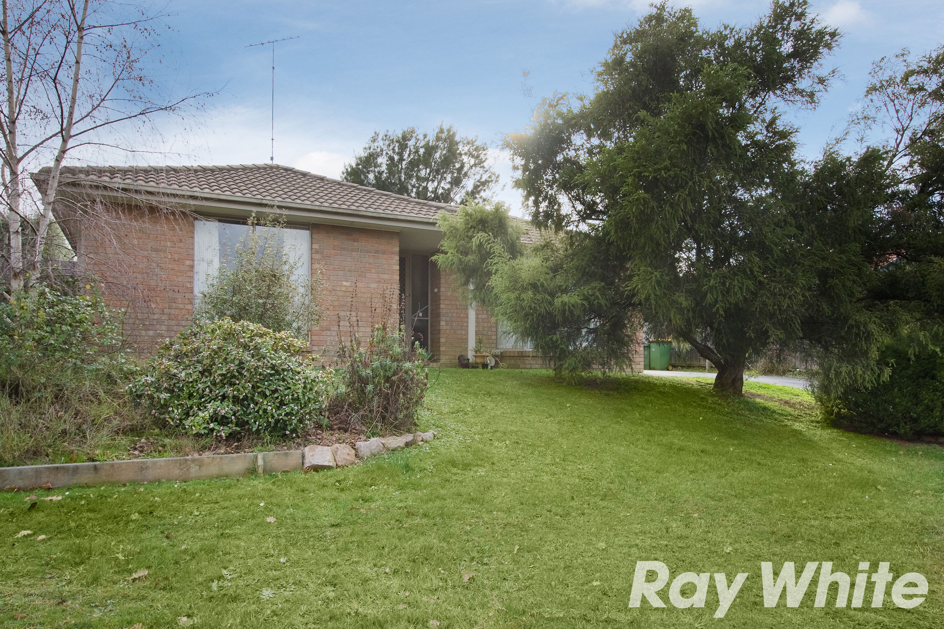 6 Kara Court, Pakenham, VIC 3810