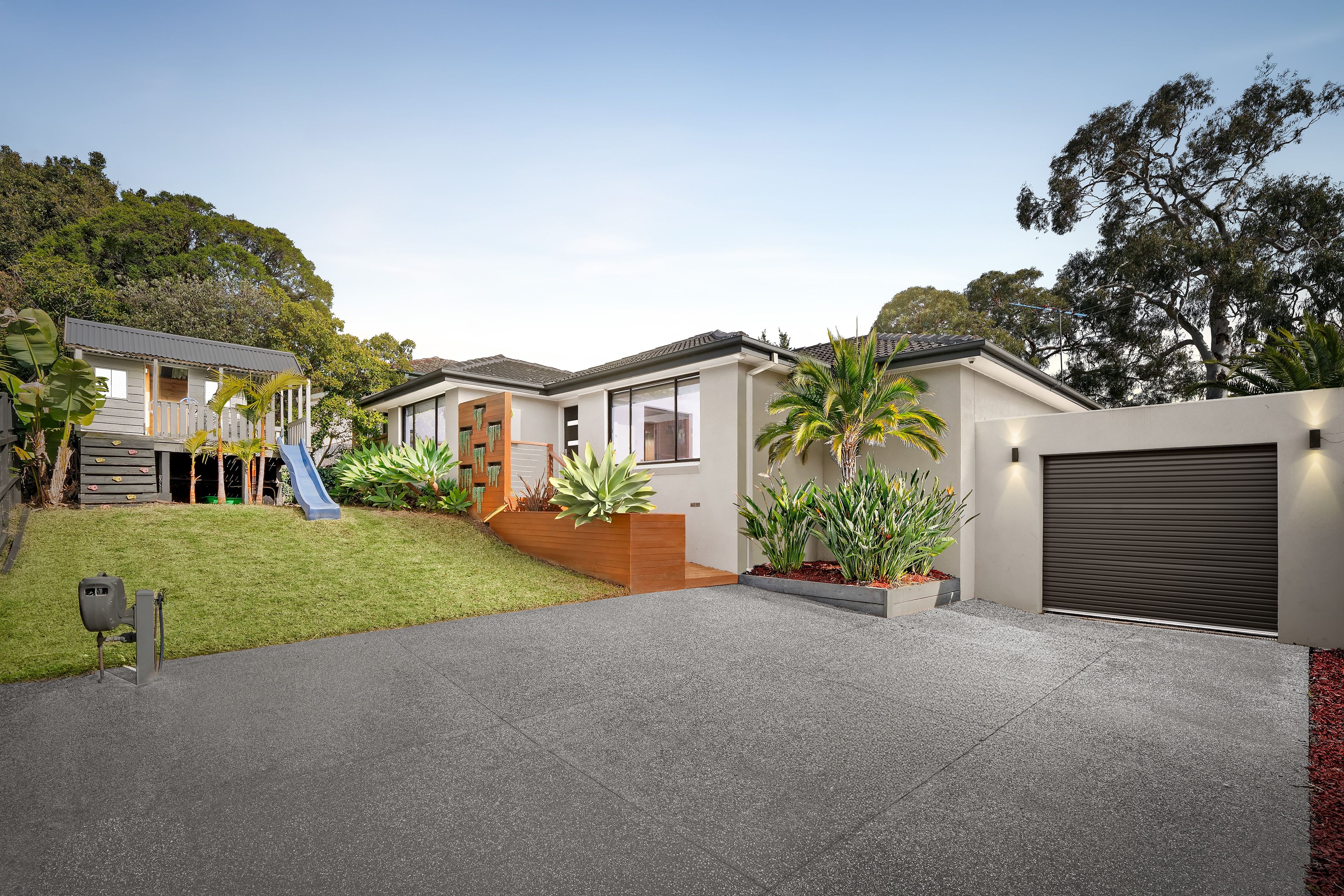 11 Kentwood Road, Macleod, VIC 3085