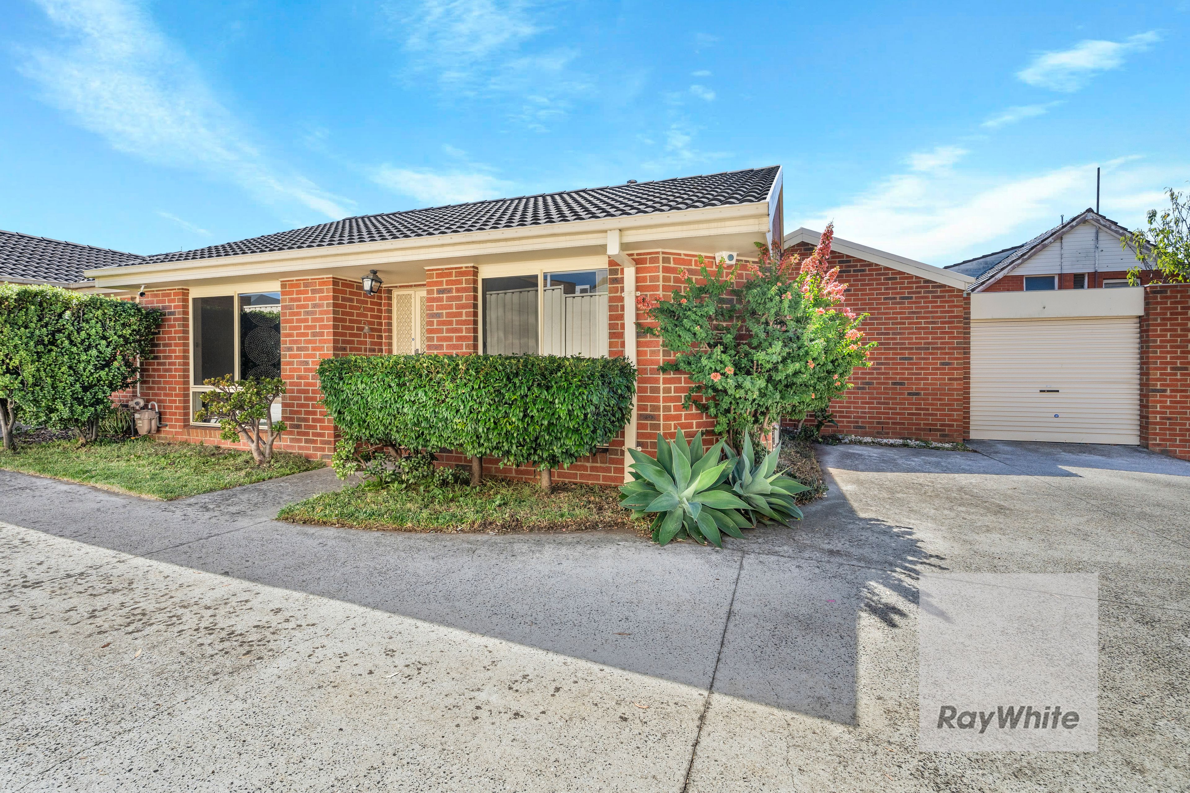 7 Plenty Road, Bundoora VIC 3083