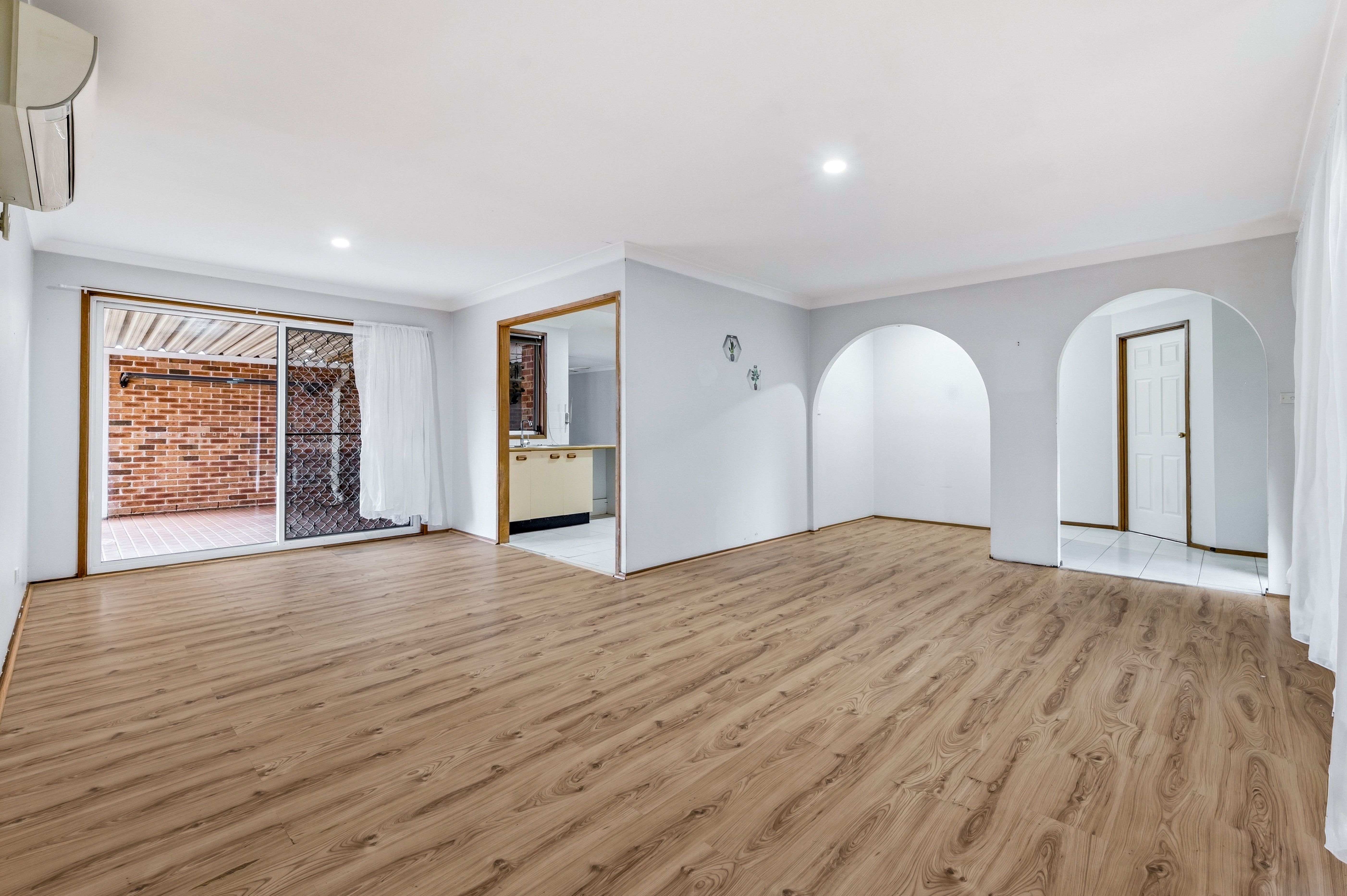6 Shetland Road — photo 4 of 14