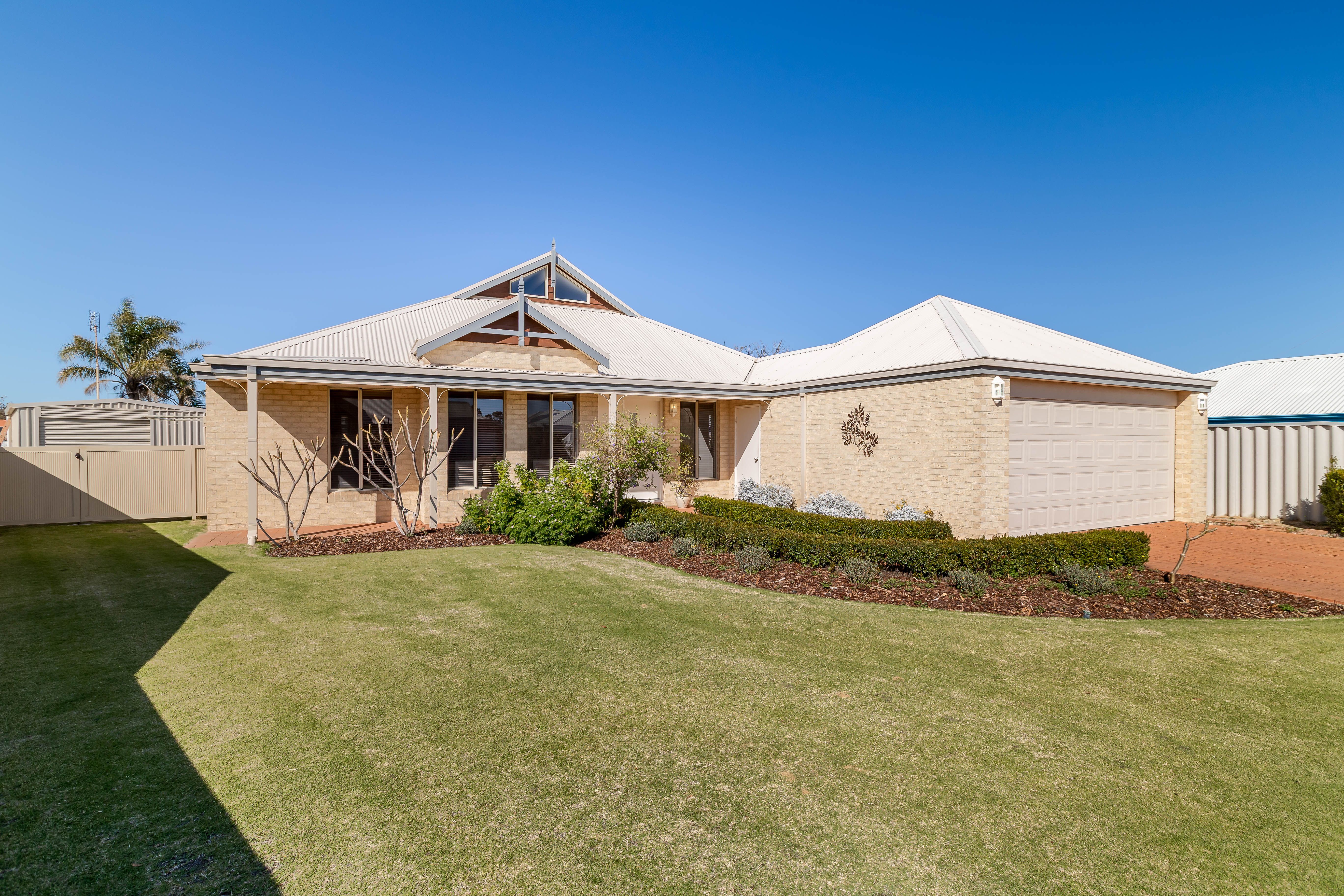 4 Locke Place, Australind, WA 6233