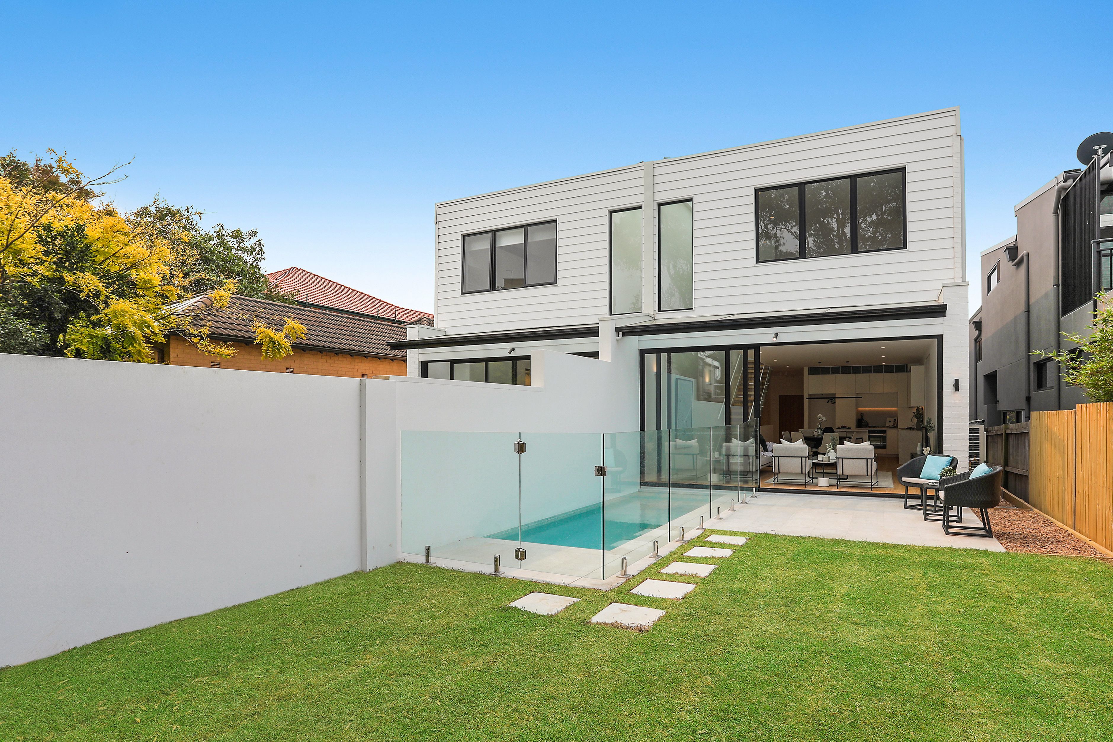 5 Murriverie Road