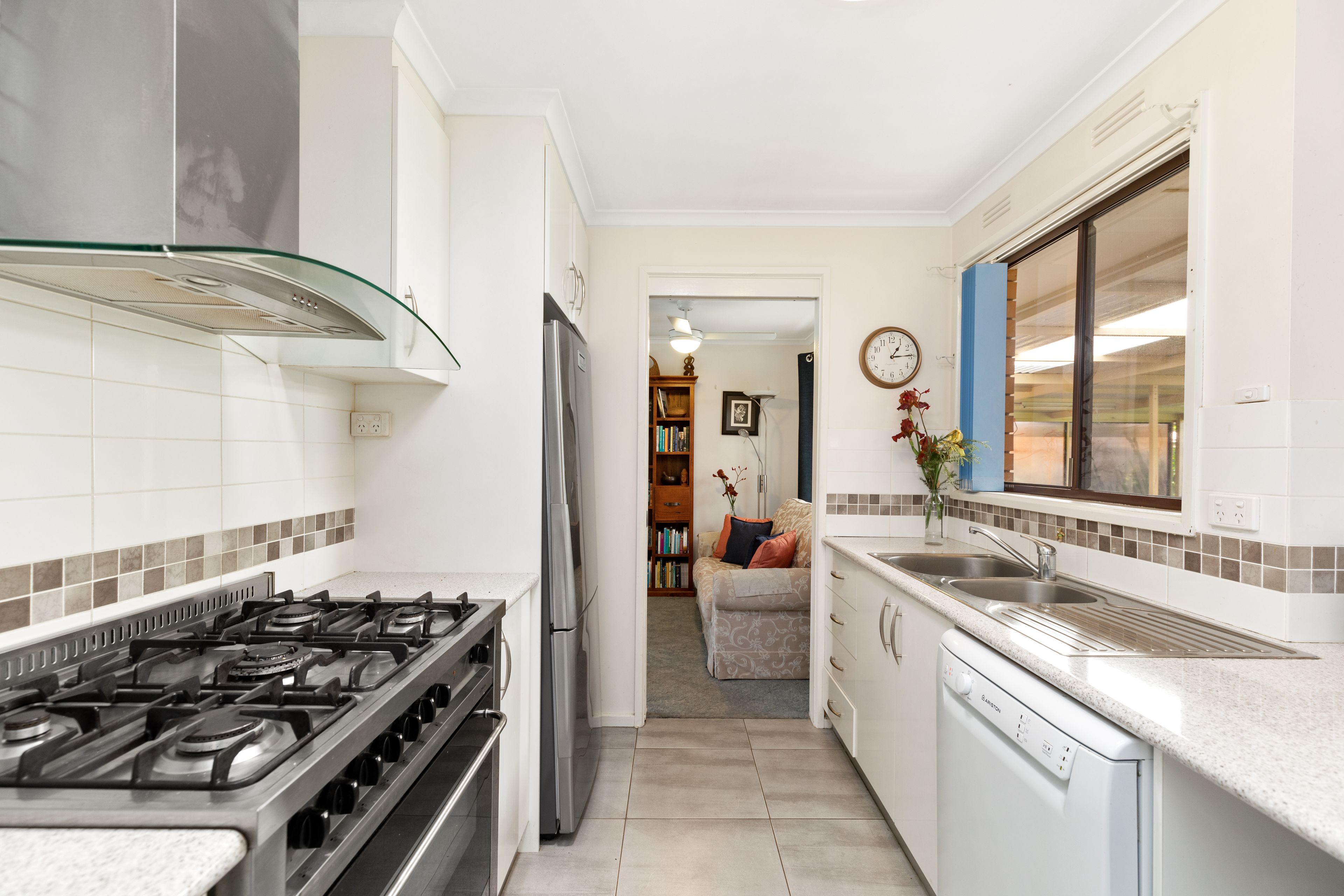 46 Maple Road, Lake Albert, NSW 2650
