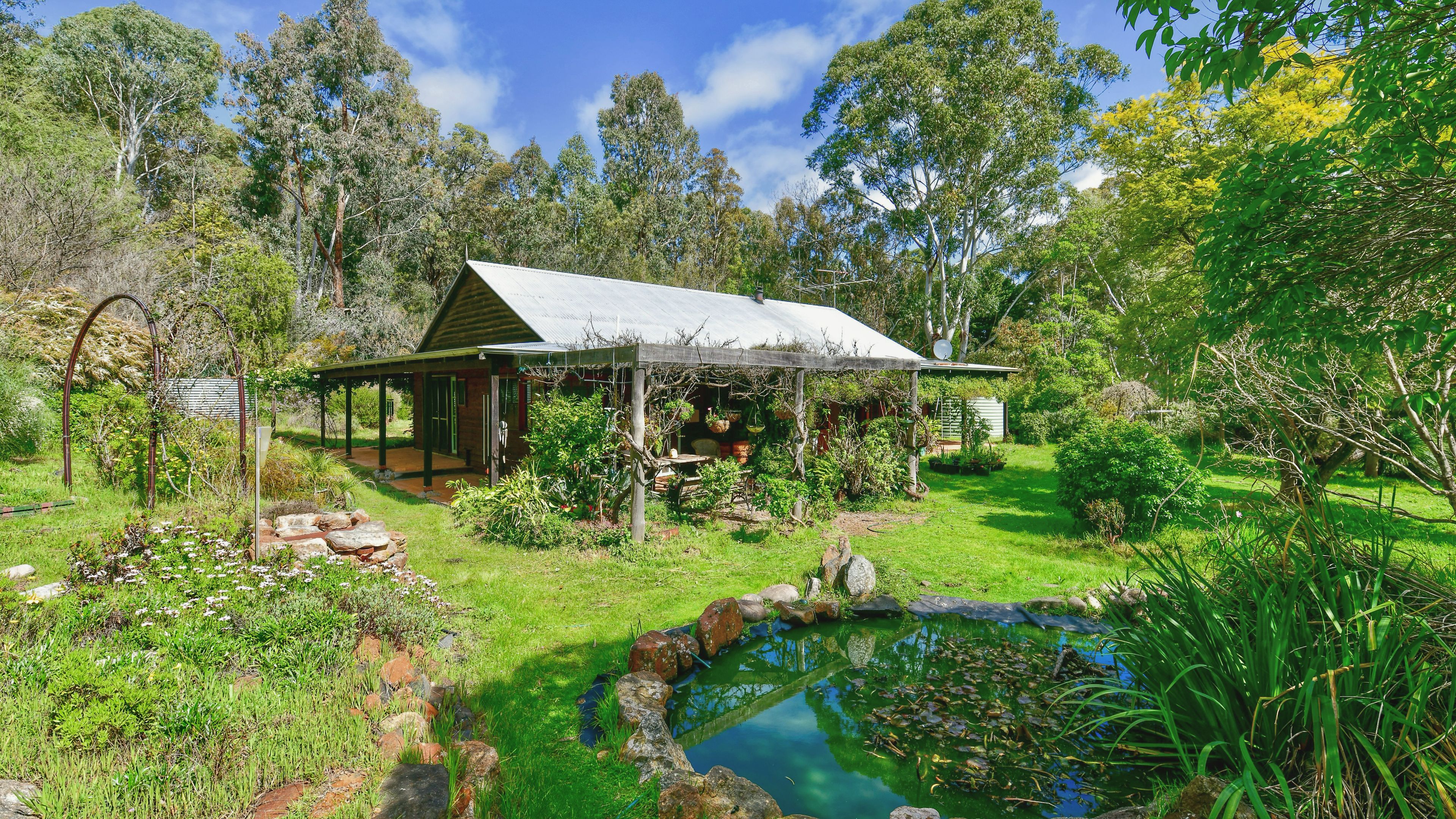 12 Walter Road — photo from Ray White Stocker Preston | Bridgetown