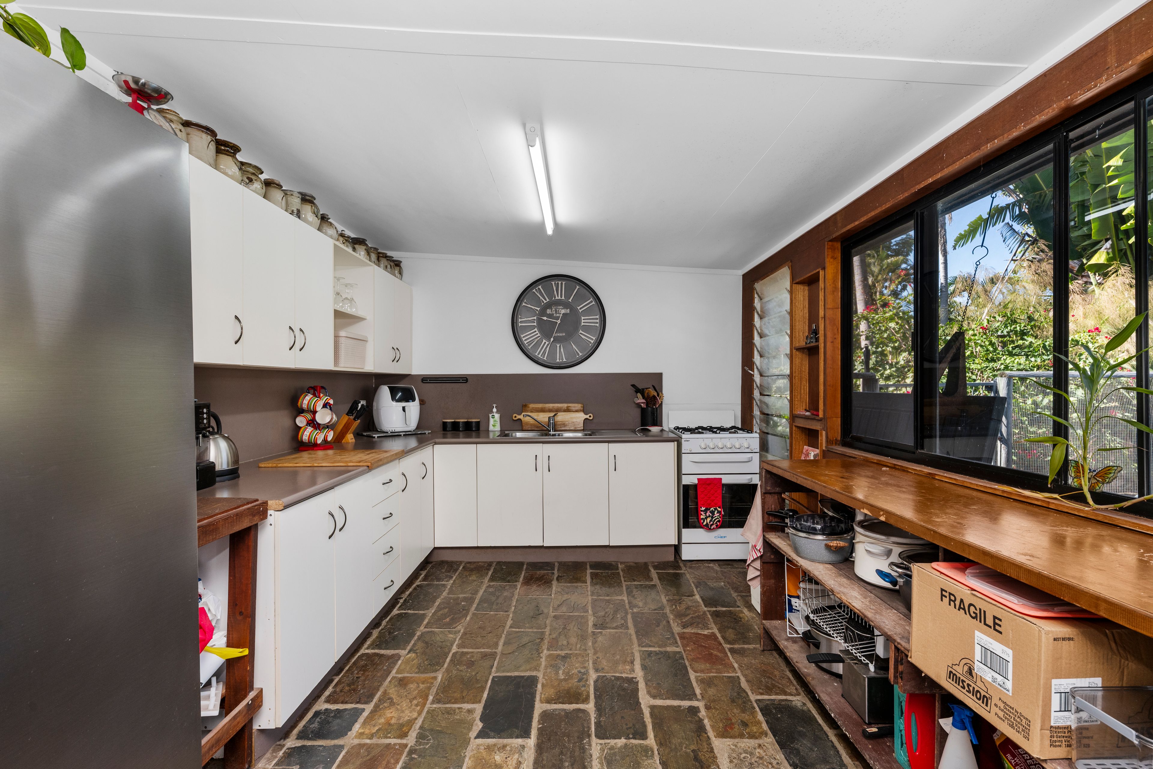 12 Turnbridge Street — photo 5 of 18