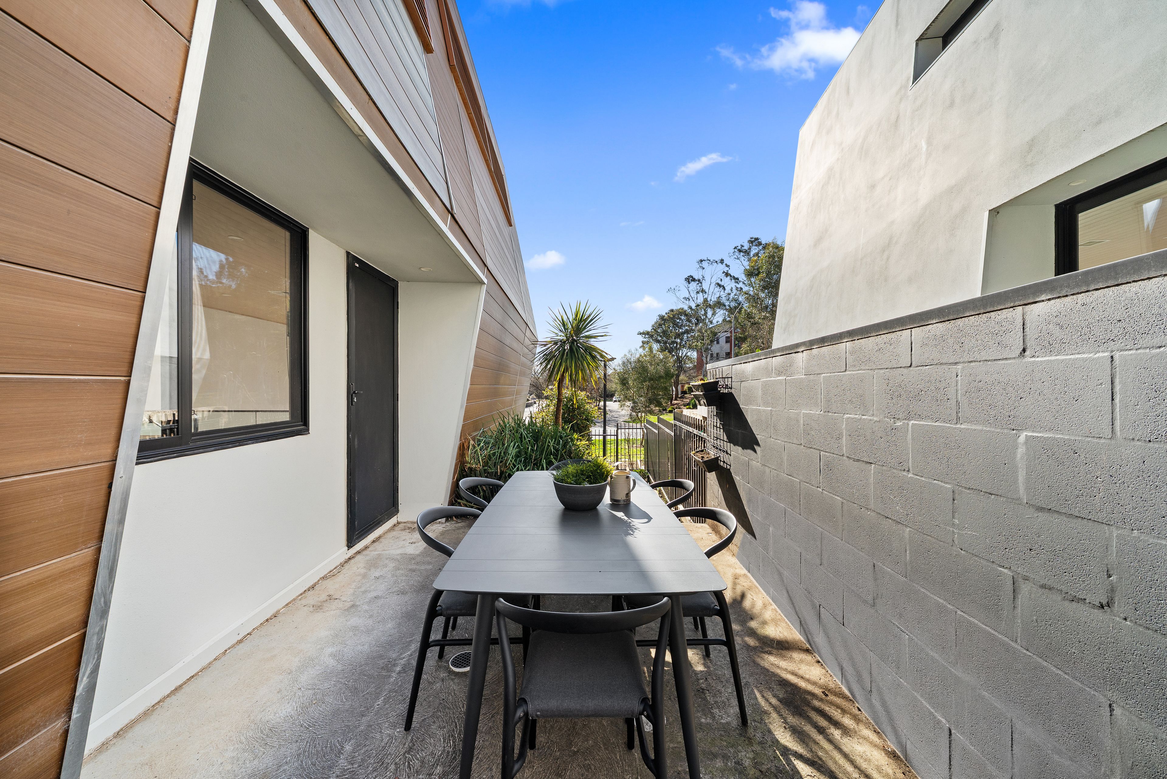 141 Thynne Street — photo 26 of 26