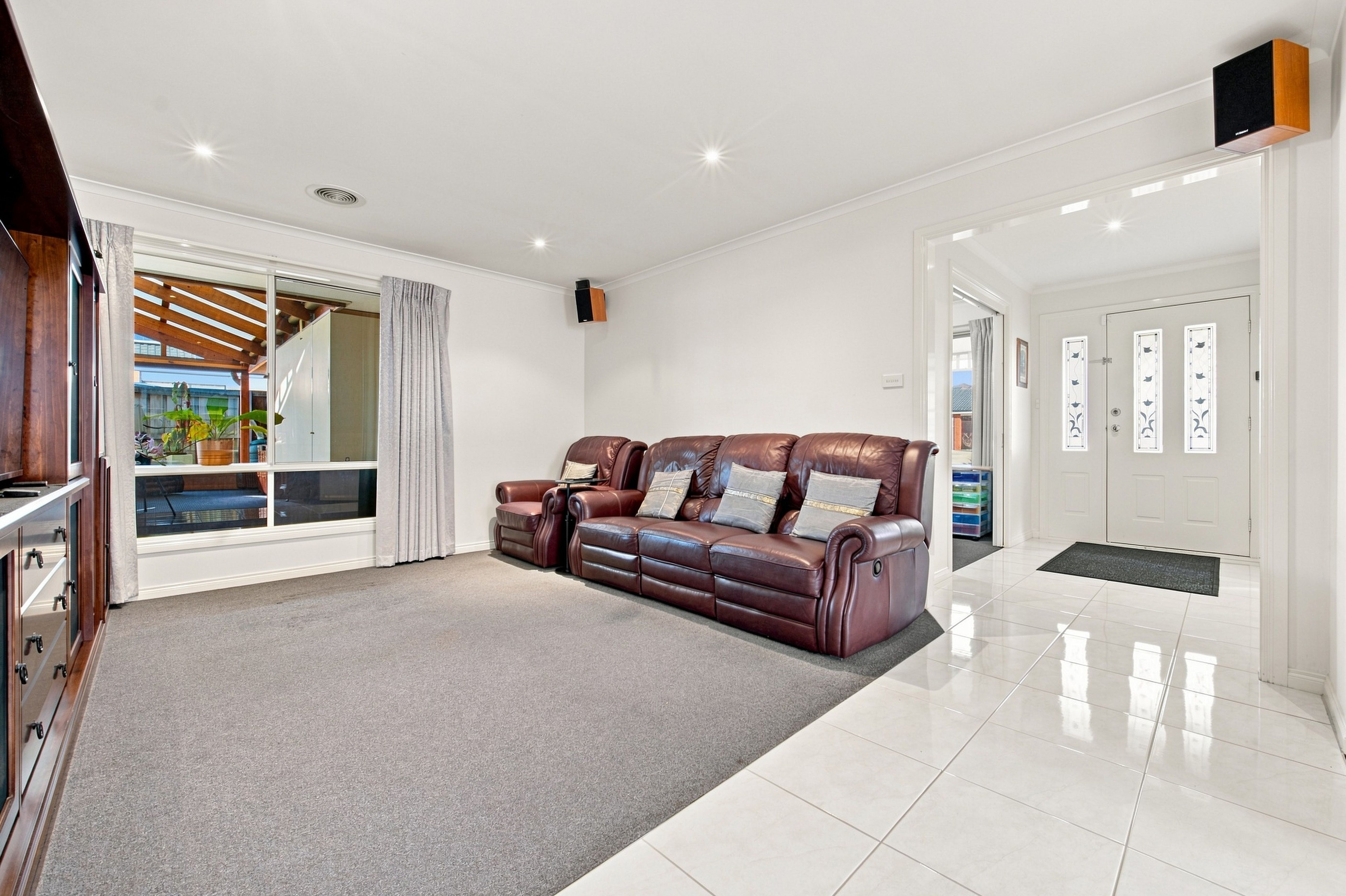 25 Honey Myrtle Way, Cranbourne, VIC 3977
