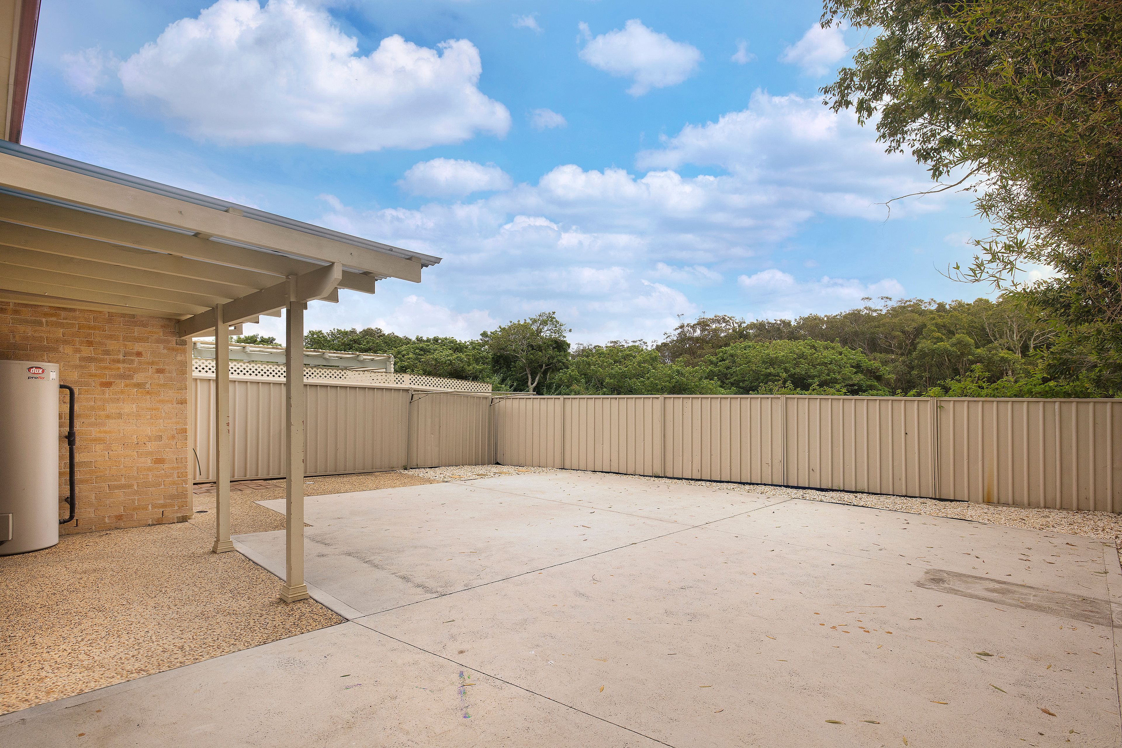 7 Bungwall Close — photo 15 of 16