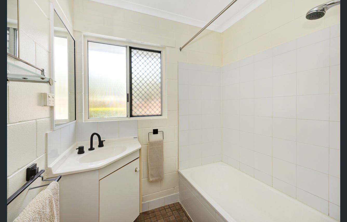 16 San Vito Crescent — photo 6 of 11
